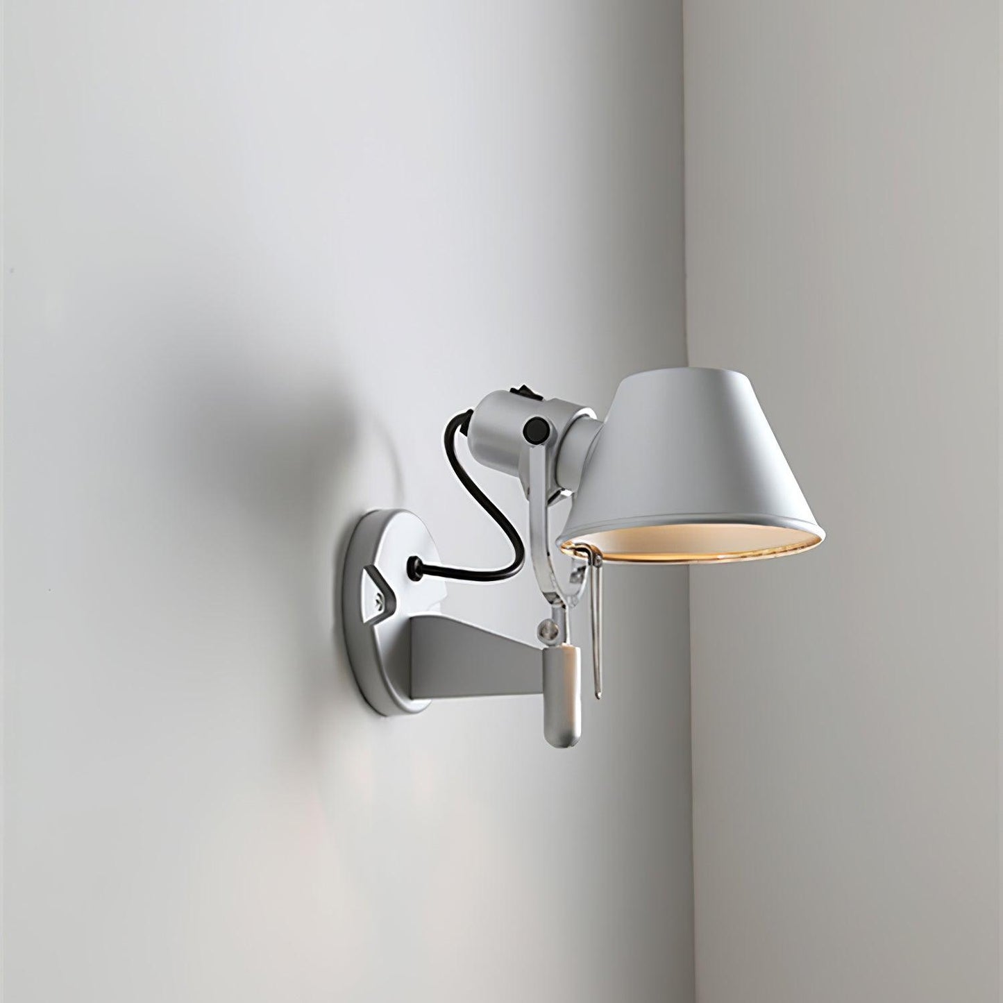 Parete Wall Lamp - YIOSI