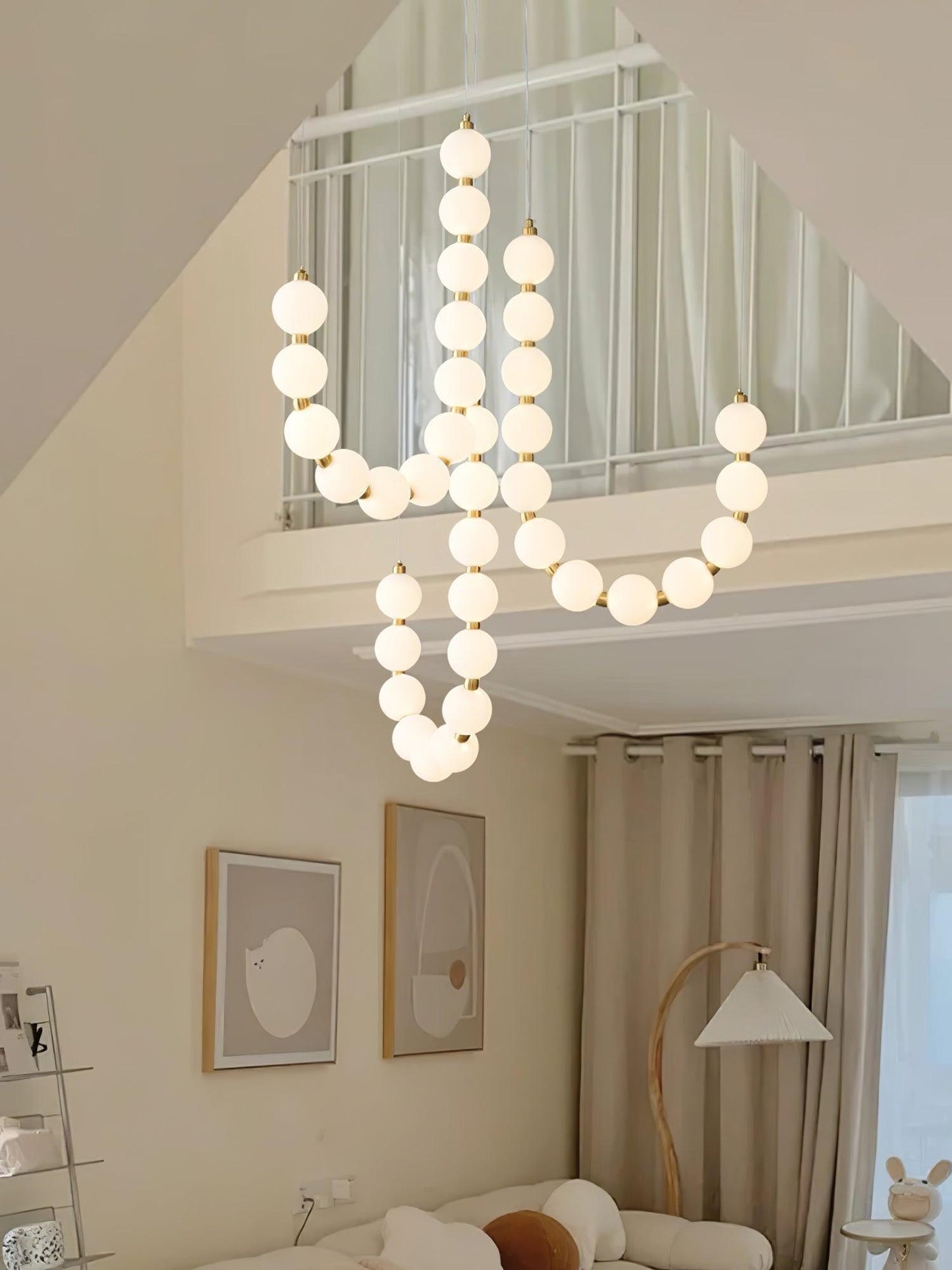 Acrylic Pearl Necklace Chandelier - YIOSI