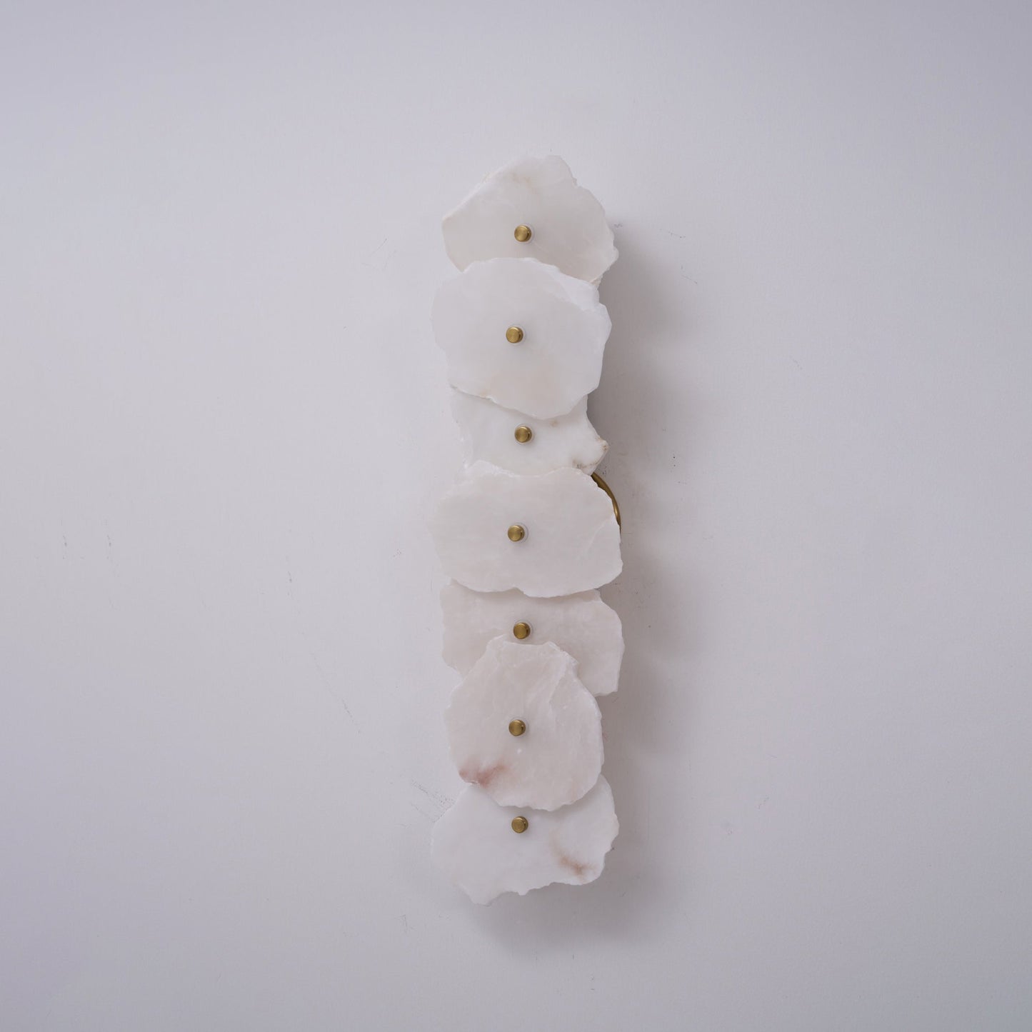 Petra Gold & White Alabaster Wall Lamp – Modern Elegance