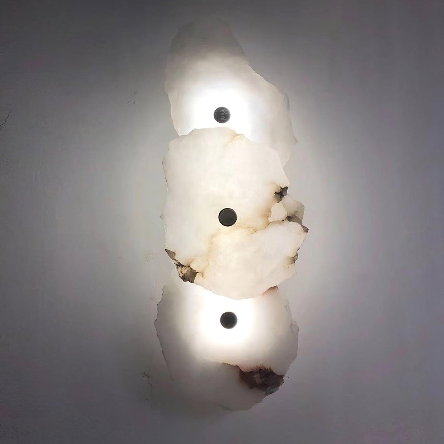 Petra Gold & White Alabaster Wall Lamp – Modern Elegance