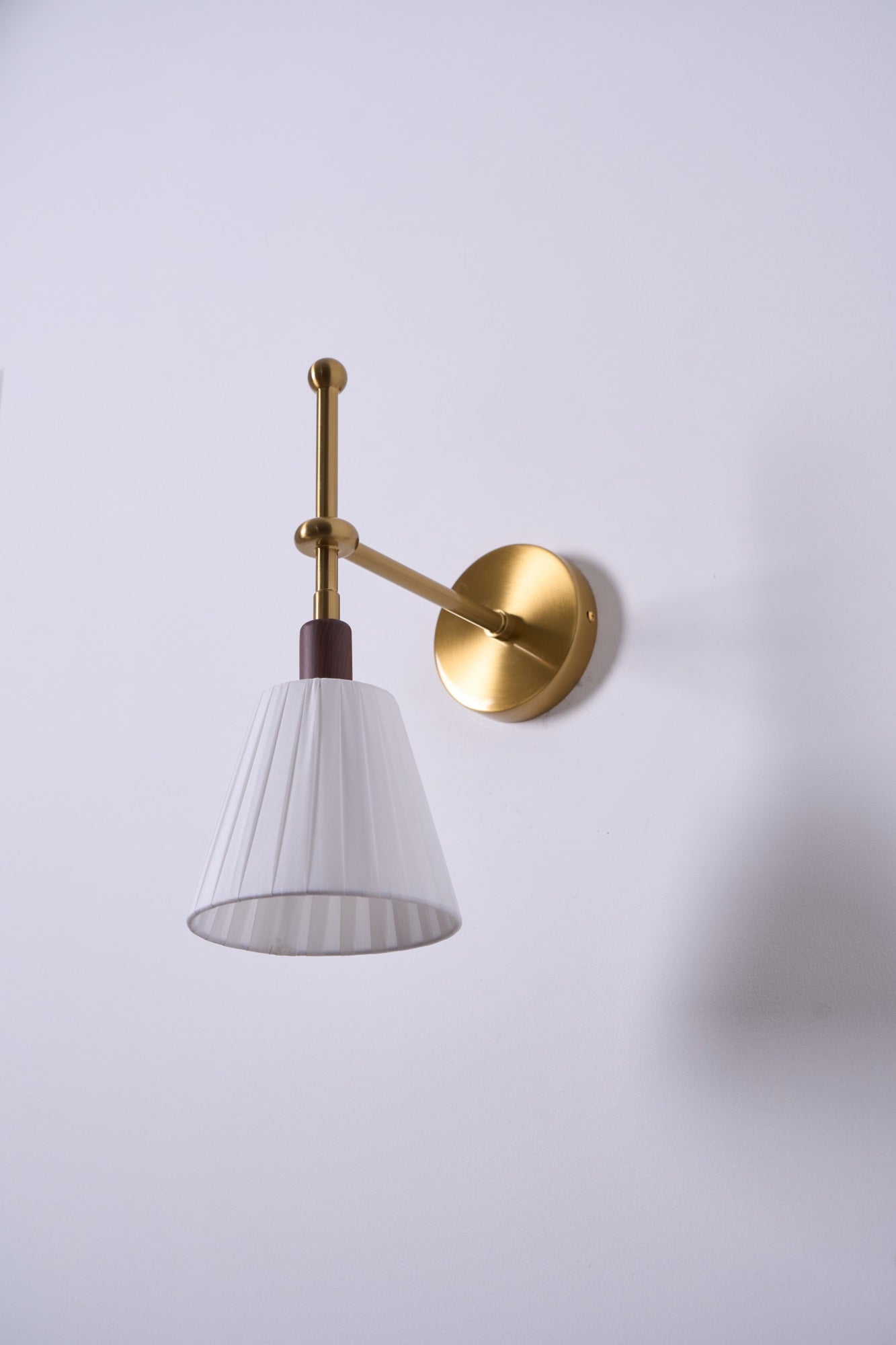 Pleated Fabric Wall Lamp - YIOSI