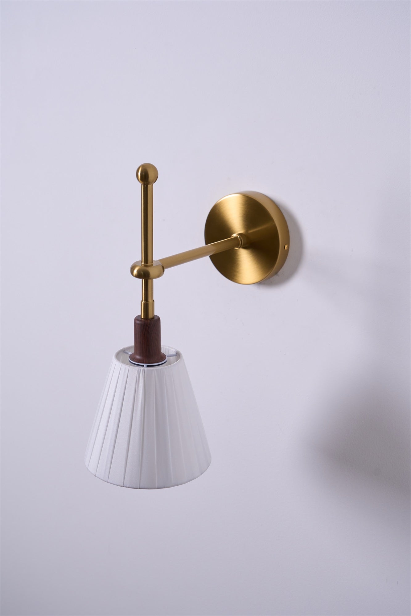 Pleated Fabric Wall Lamp - YIOSI