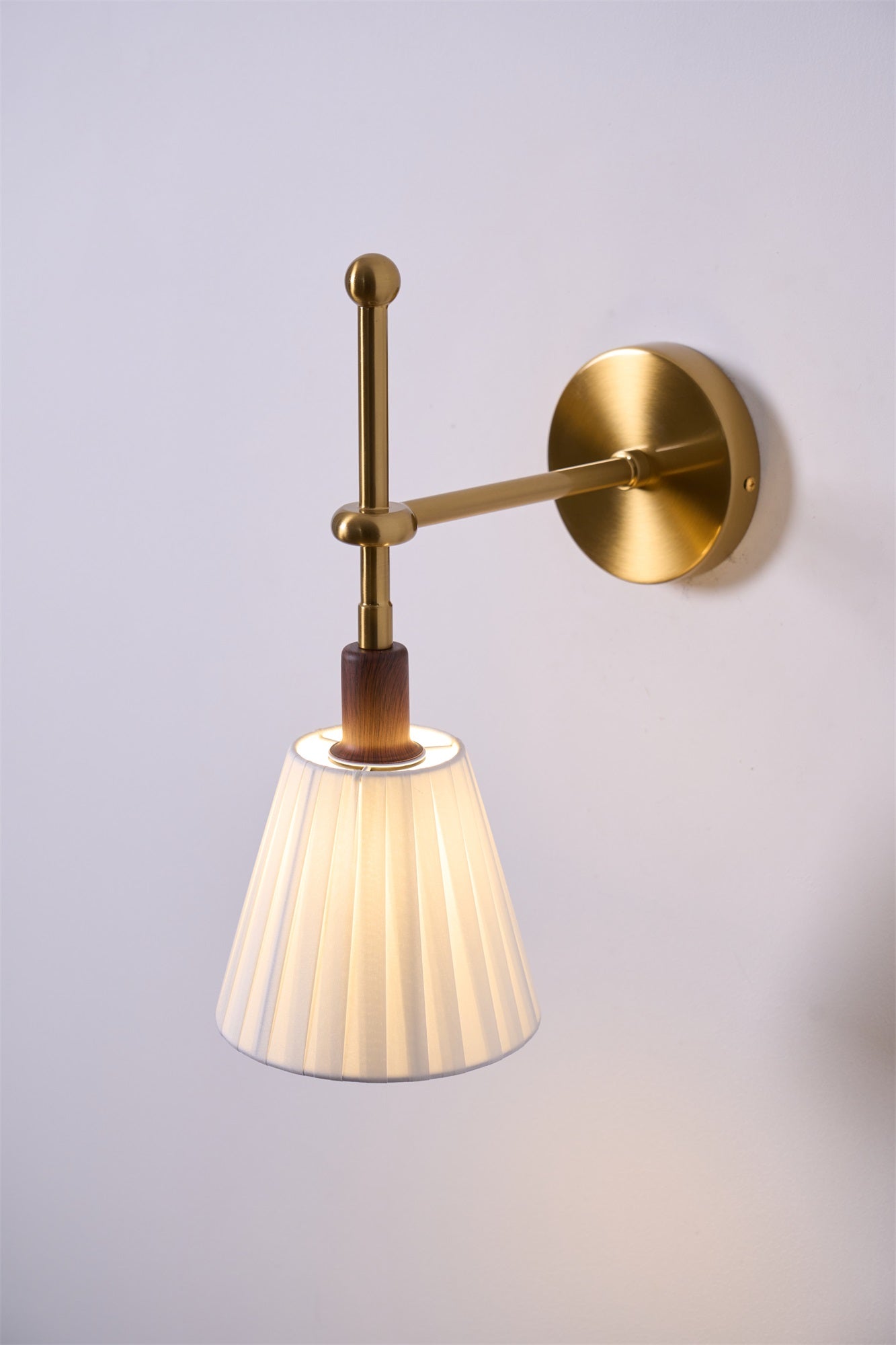 Pleated Fabric Wall Lamp - YIOSI