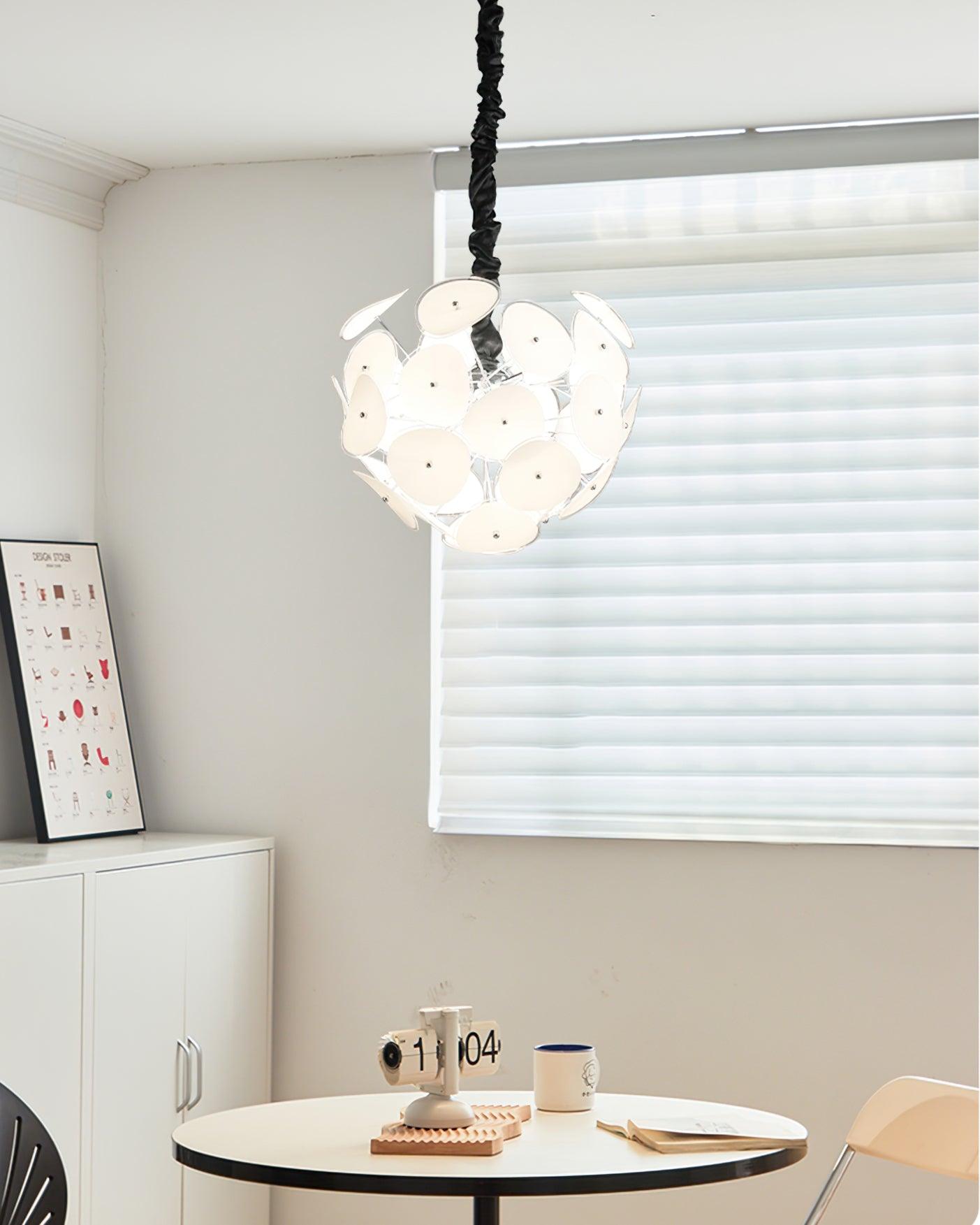 Poppy Glass Chandelier - YIOSI
