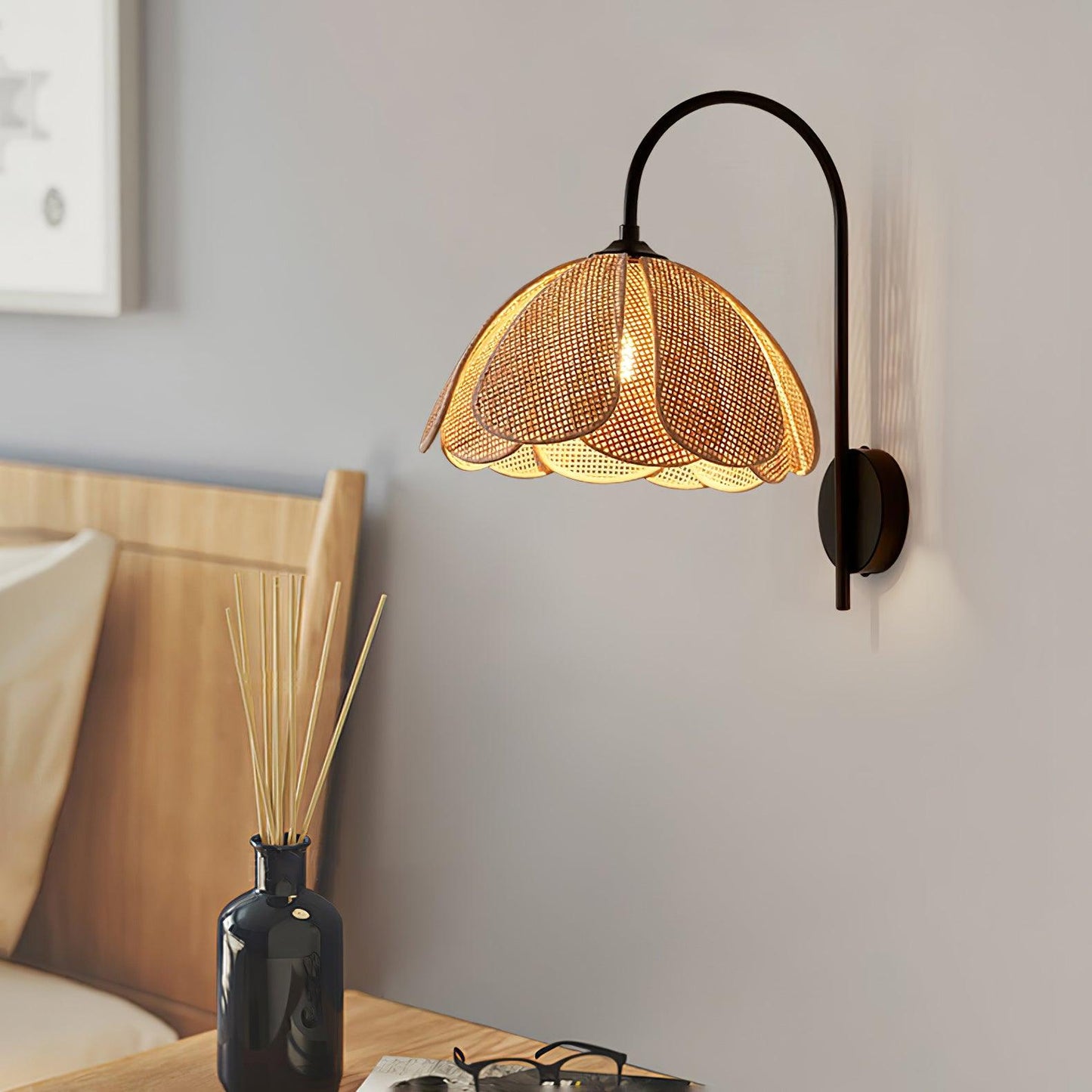 Rattan Petal Wall Lamp - YIOSI