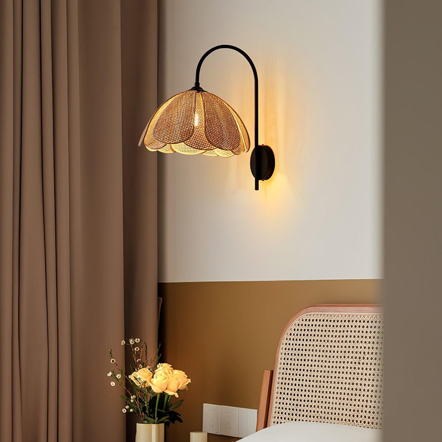 Rattan Petal Wall Lamp - YIOSI