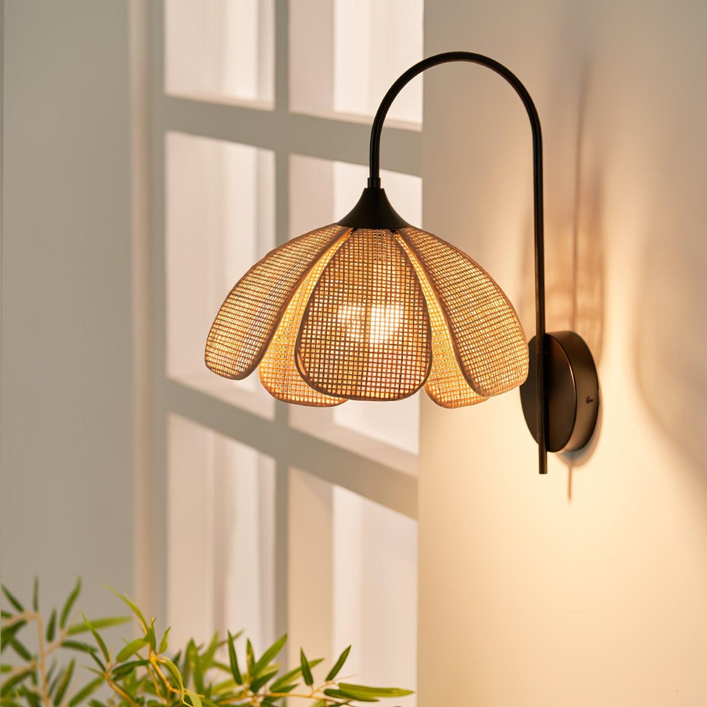 Rattan Petal Wall Lamp - YIOSI