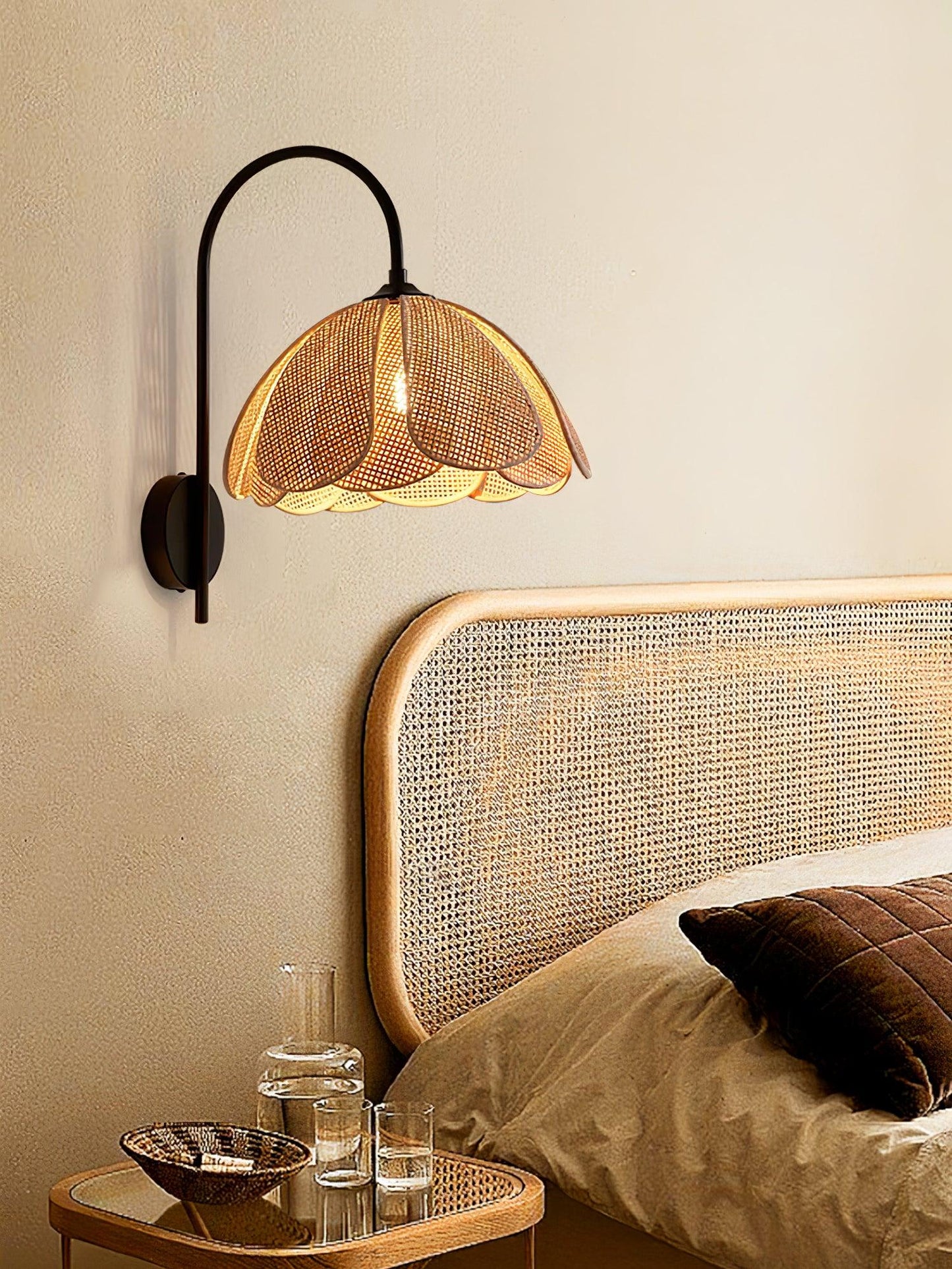 Rattan Petal Wall Lamp - YIOSI