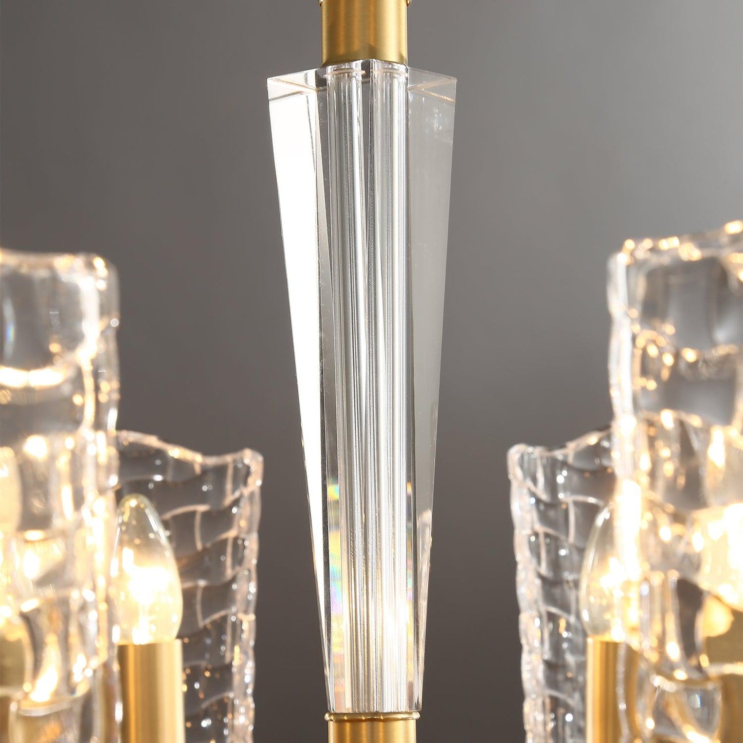 Renato Chandelier - YIOSI