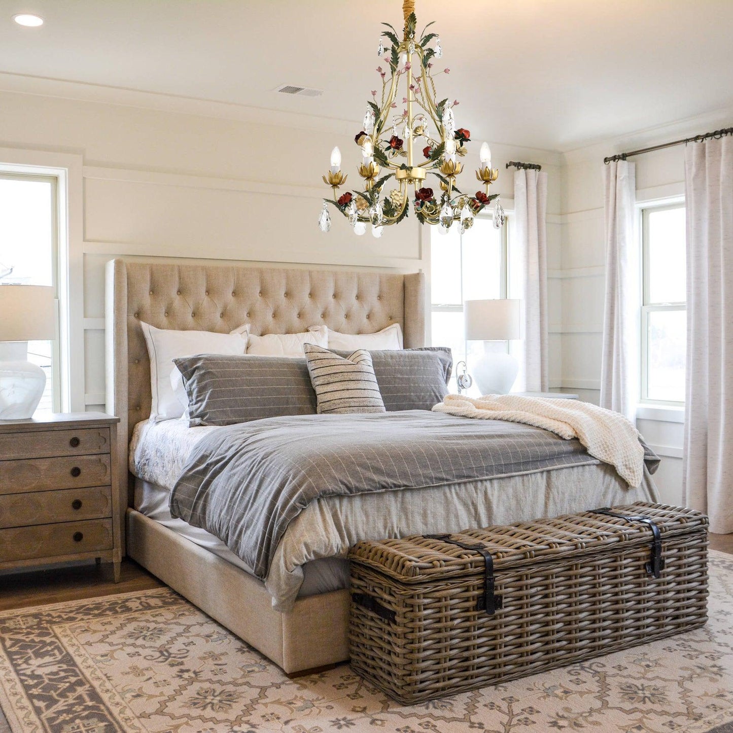 Rose Love Chandelier - YIOSI