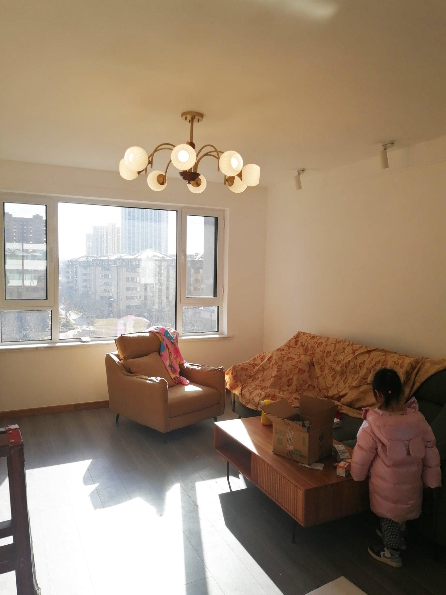 Sculptural Glass Ribbed Chandelier - YIOSI