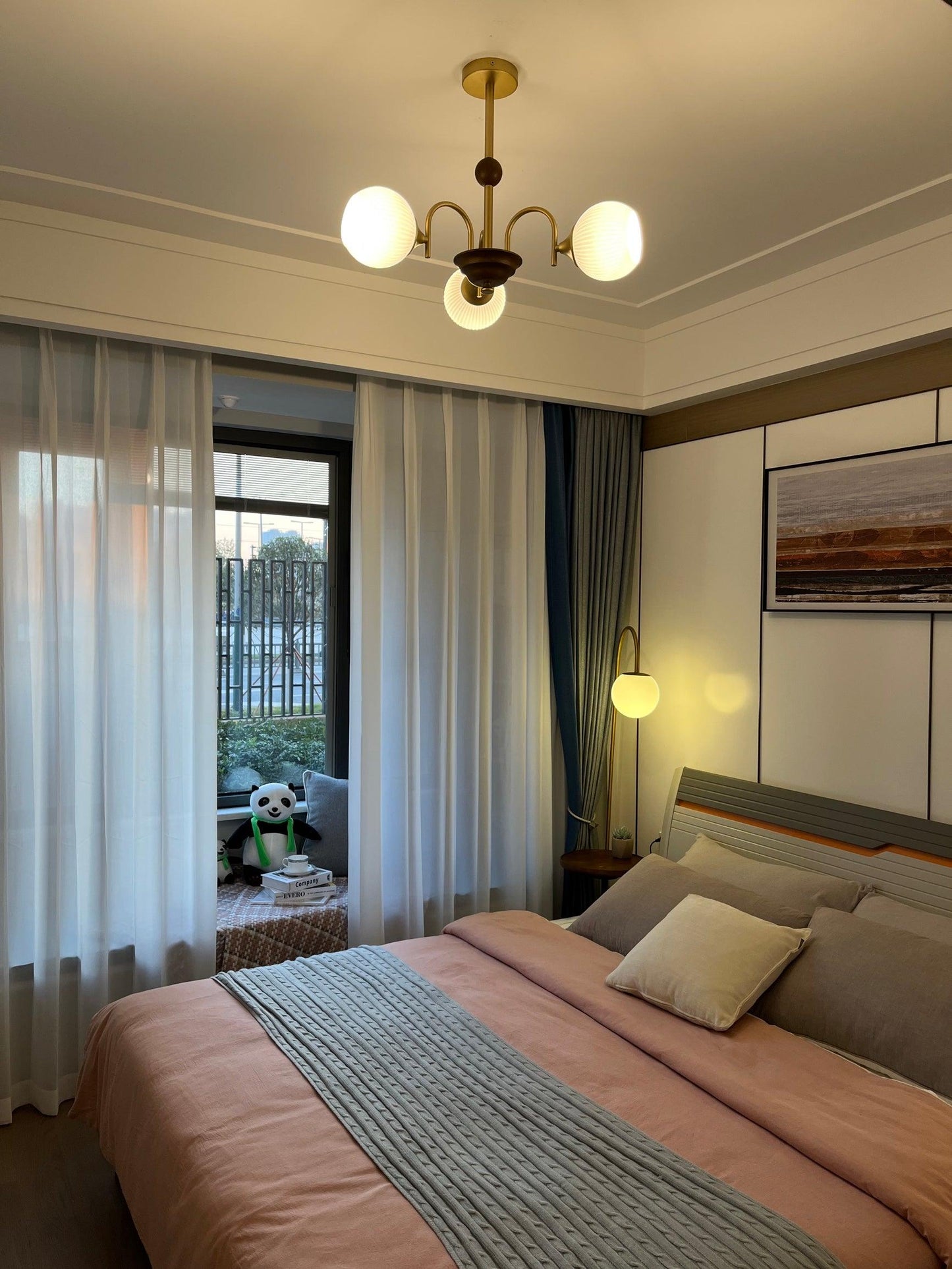 Sculptural Glass Ribbed Chandelier - YIOSI