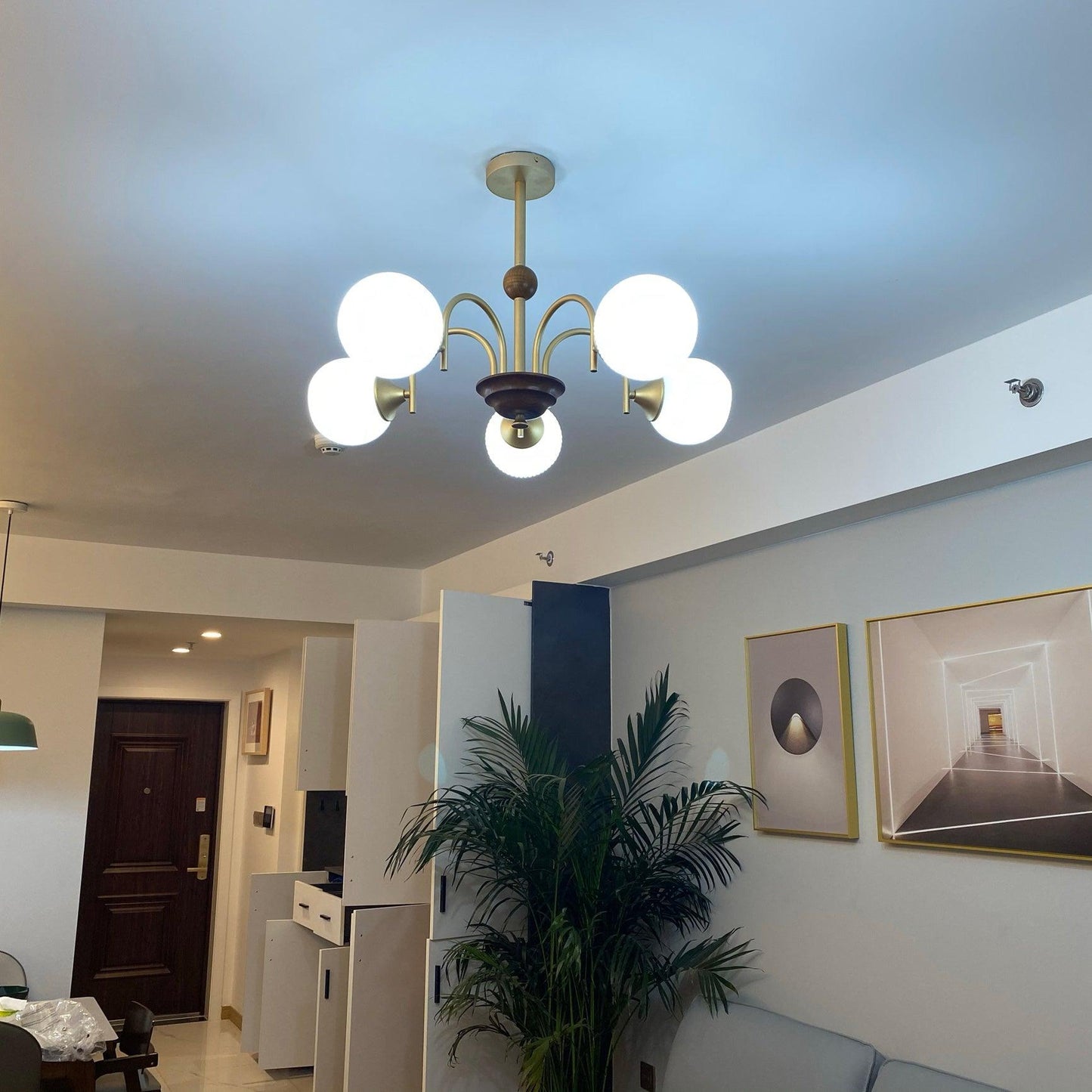 Sculptural Glass Ribbed Chandelier - YIOSI