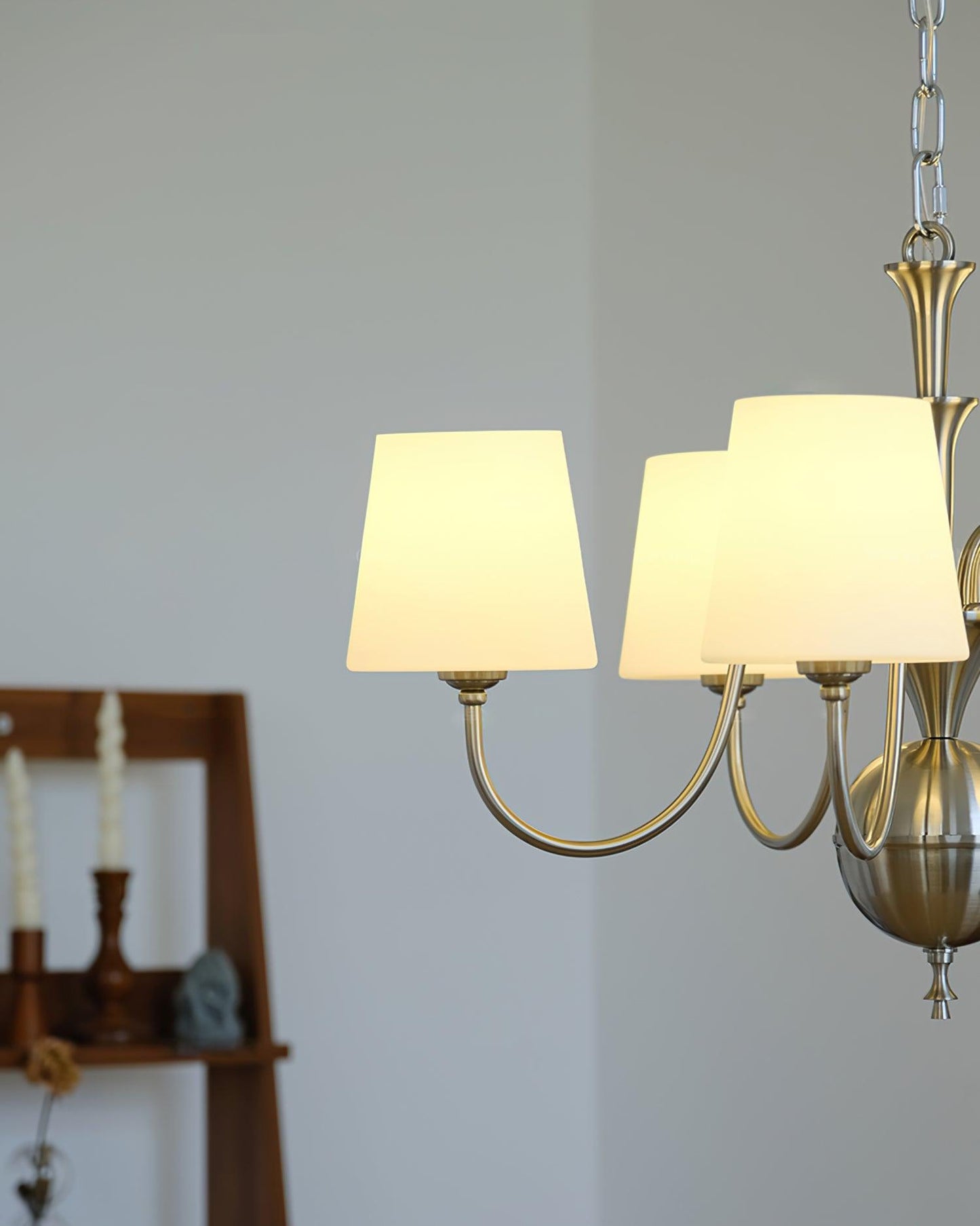 Shabby Chandelier - YIOSI