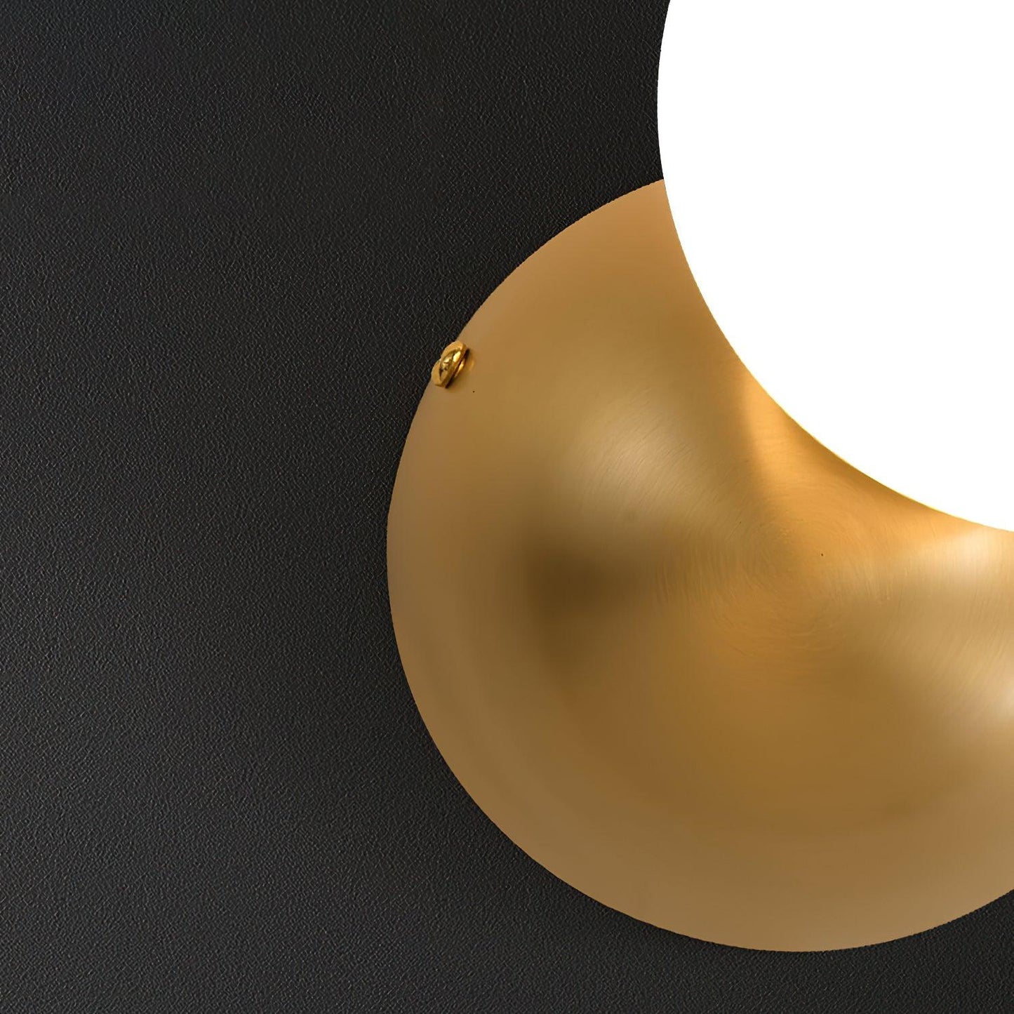Single Globe Wall Light - YIOSI