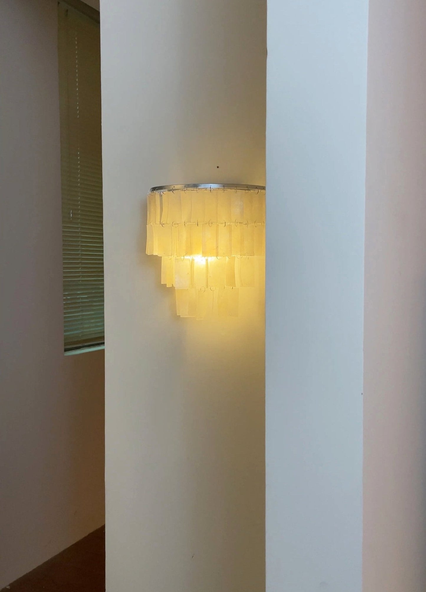 Skye Shell Tiered Wall Lamp - YIOSI