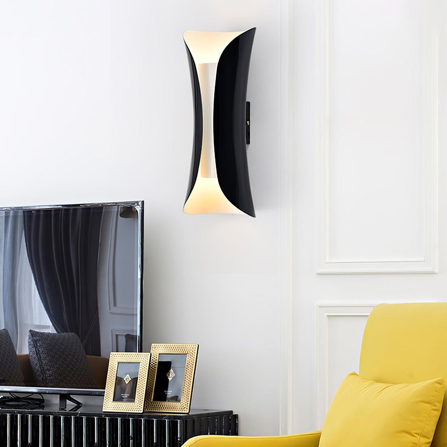 Small Waist Wall Lamp - YIOSI