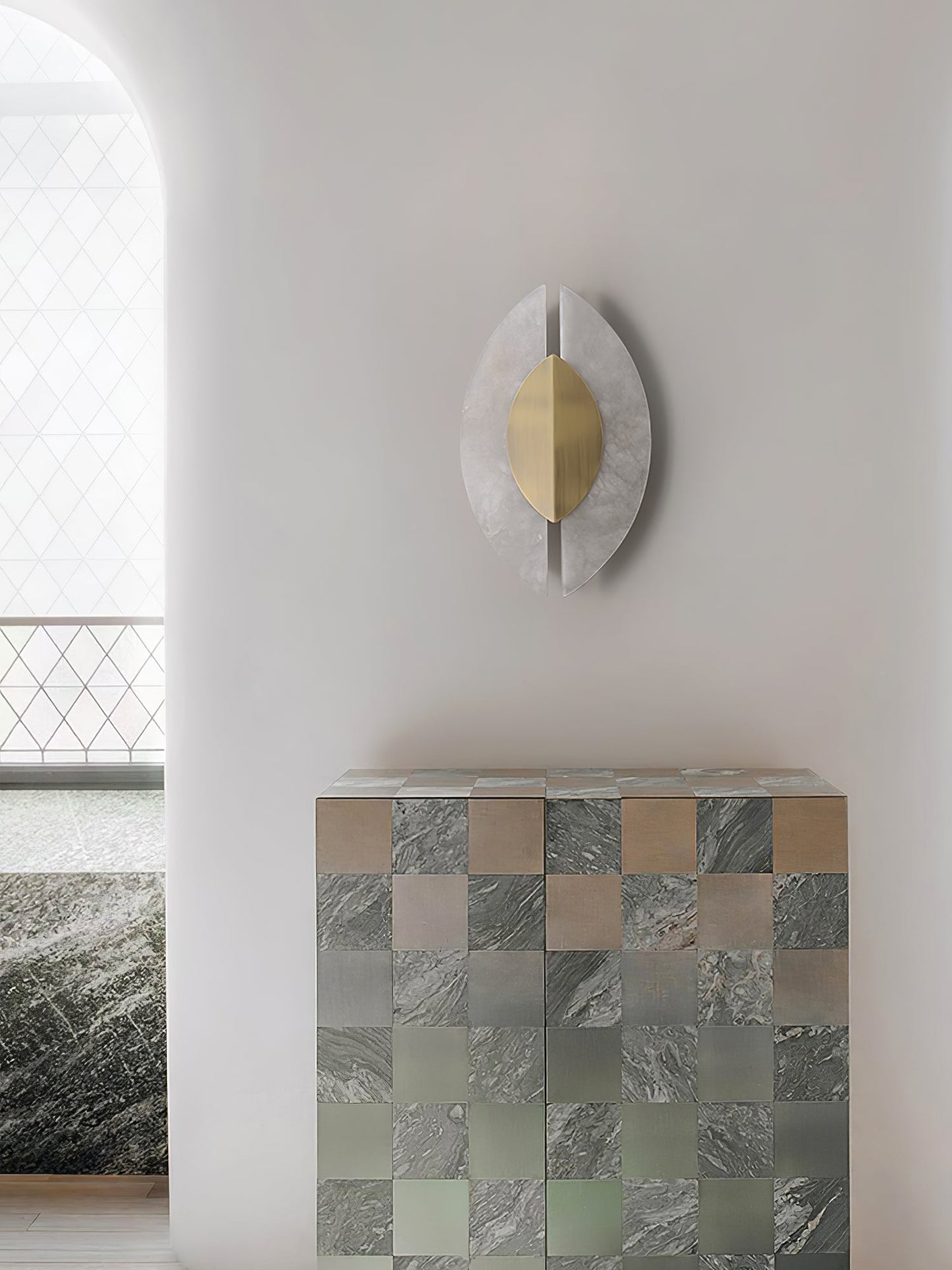 Solari Alabaster Leaf Sconce - YIOSI