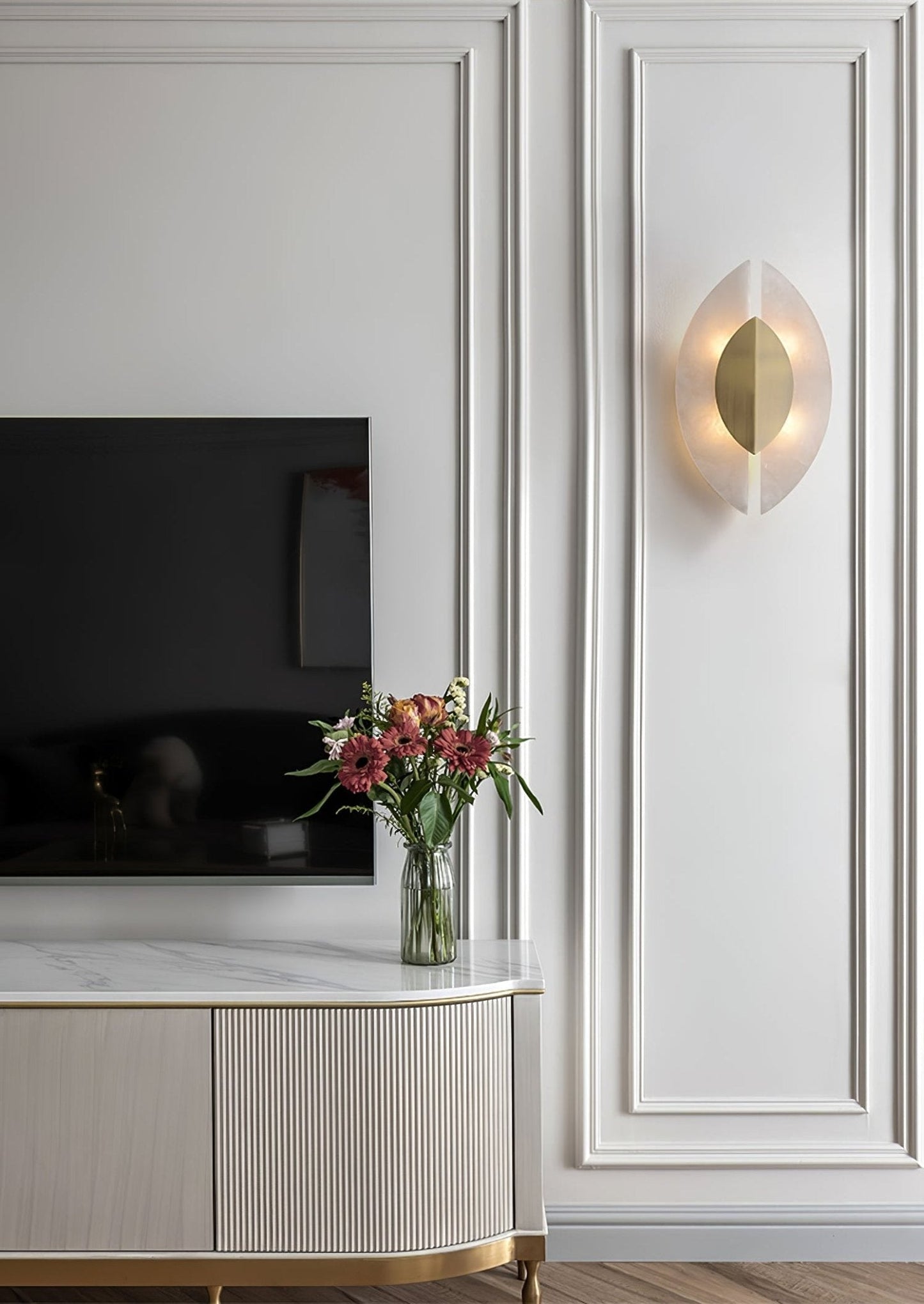Solari Alabaster Leaf Sconce - YIOSI