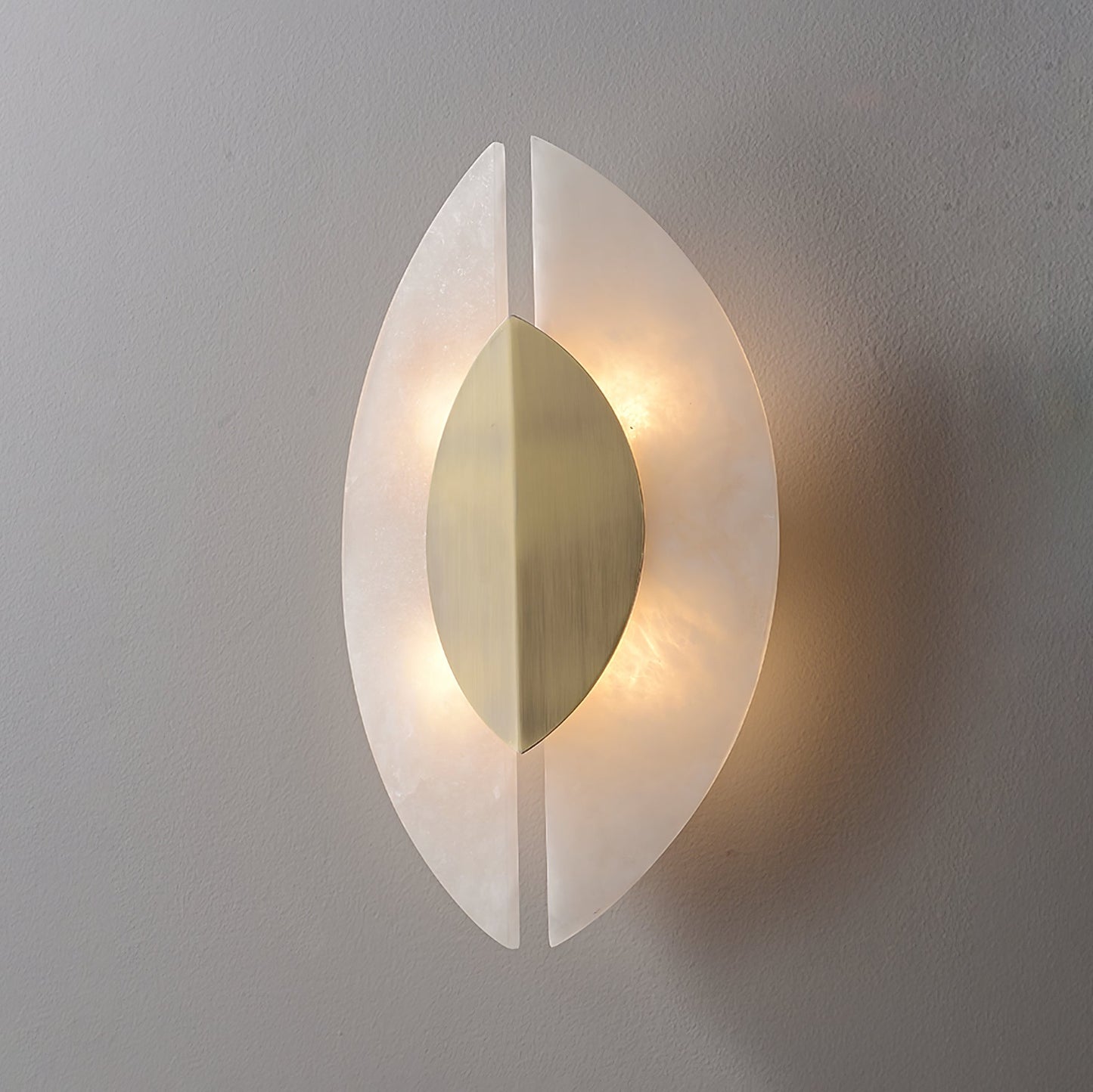 Solari Alabaster Leaf Sconce - YIOSI
