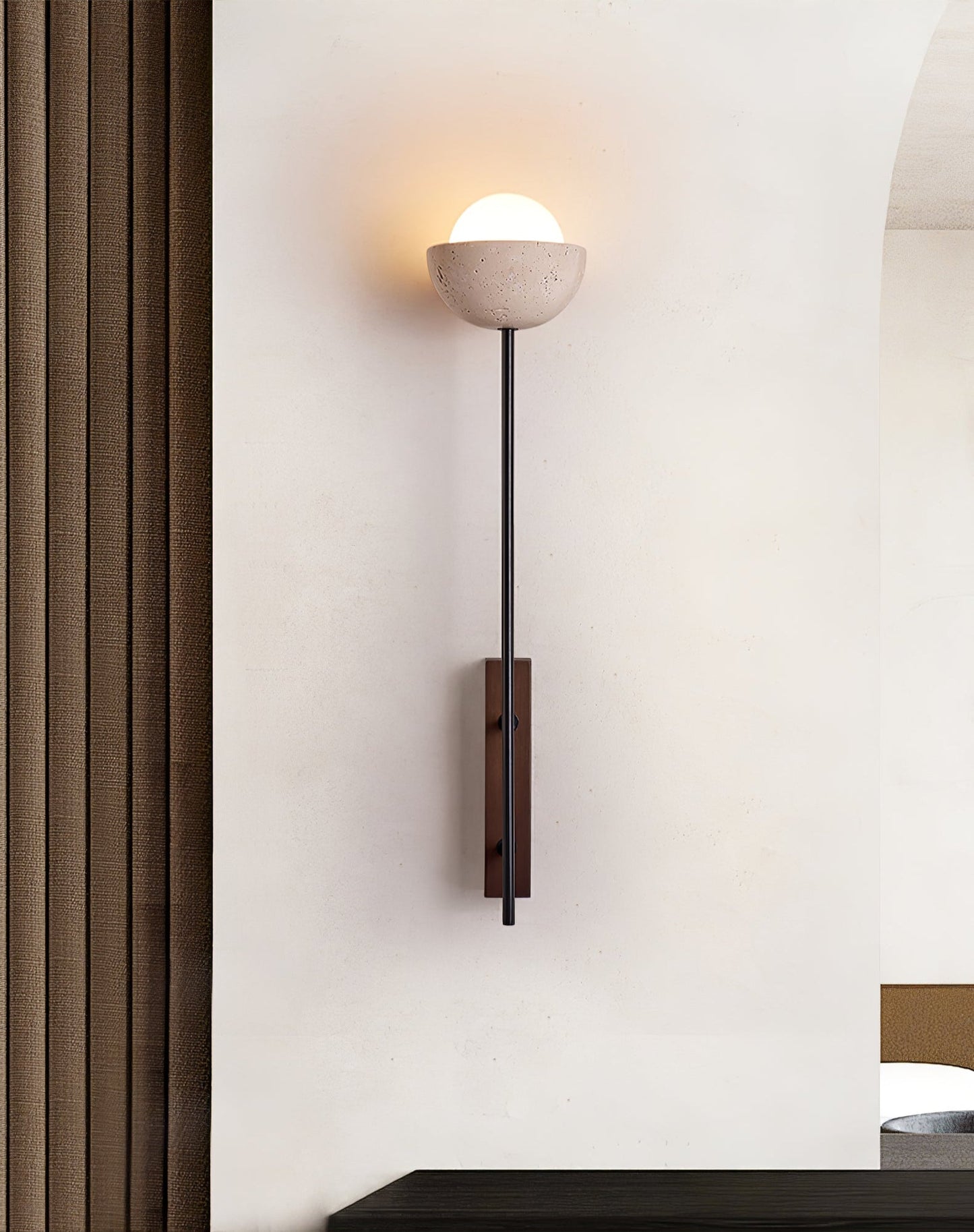 Solstice Linea Wall Lamp - YIOSI