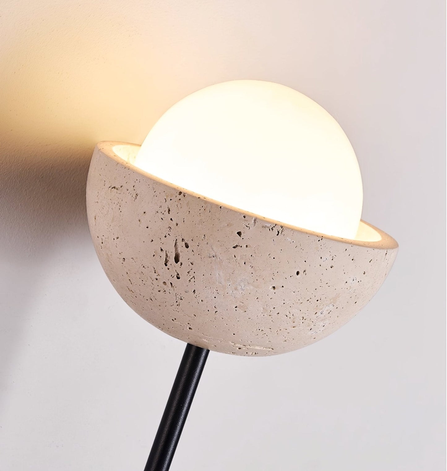 Solstice Linea Wall Lamp - YIOSI