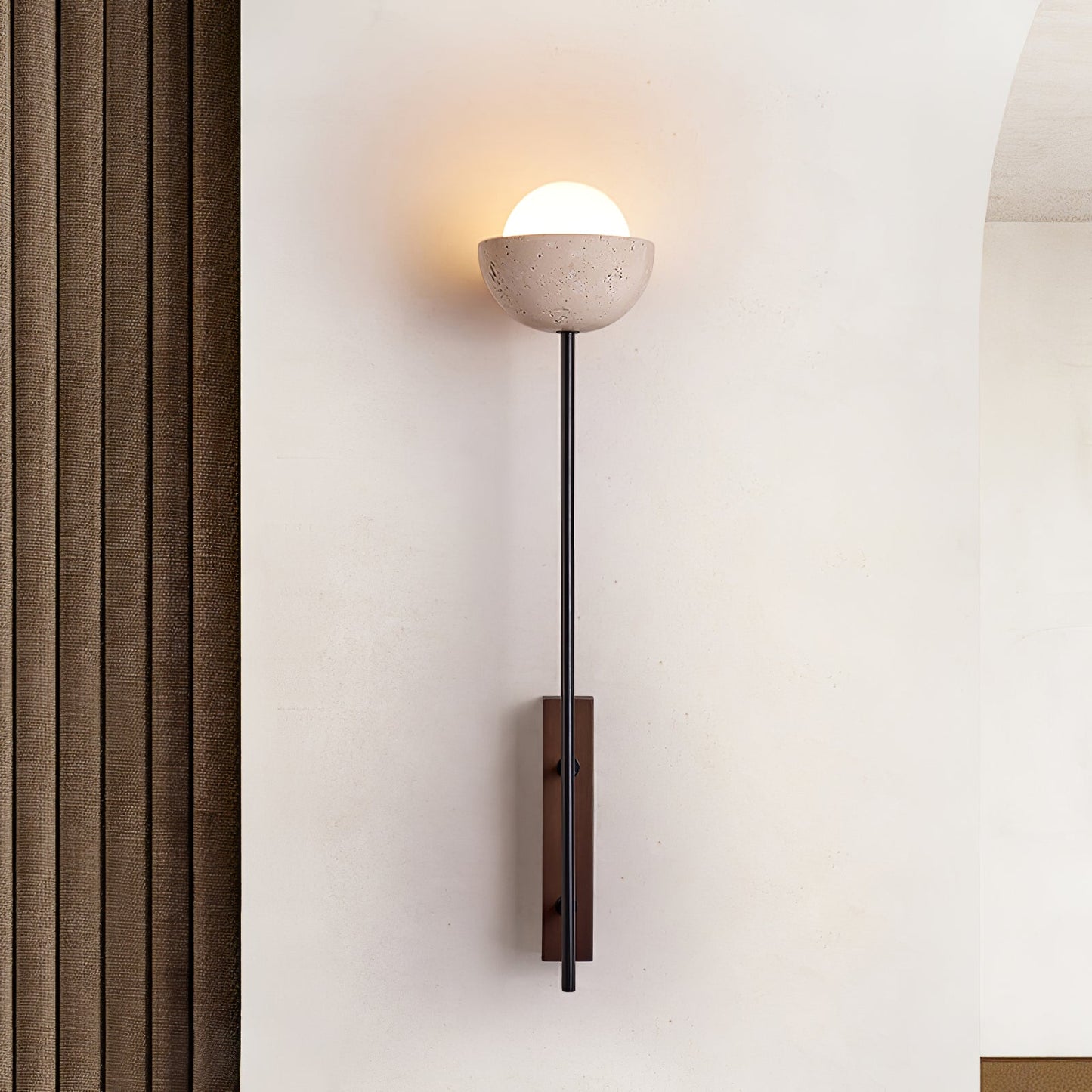 Solstice Linea Wall Lamp - YIOSI