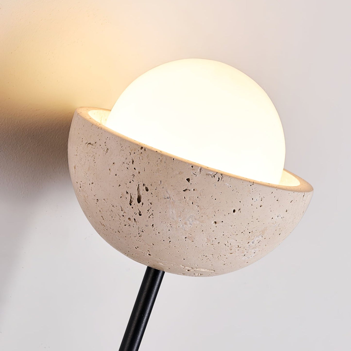 Solstice Linea Wall Lamp - YIOSI