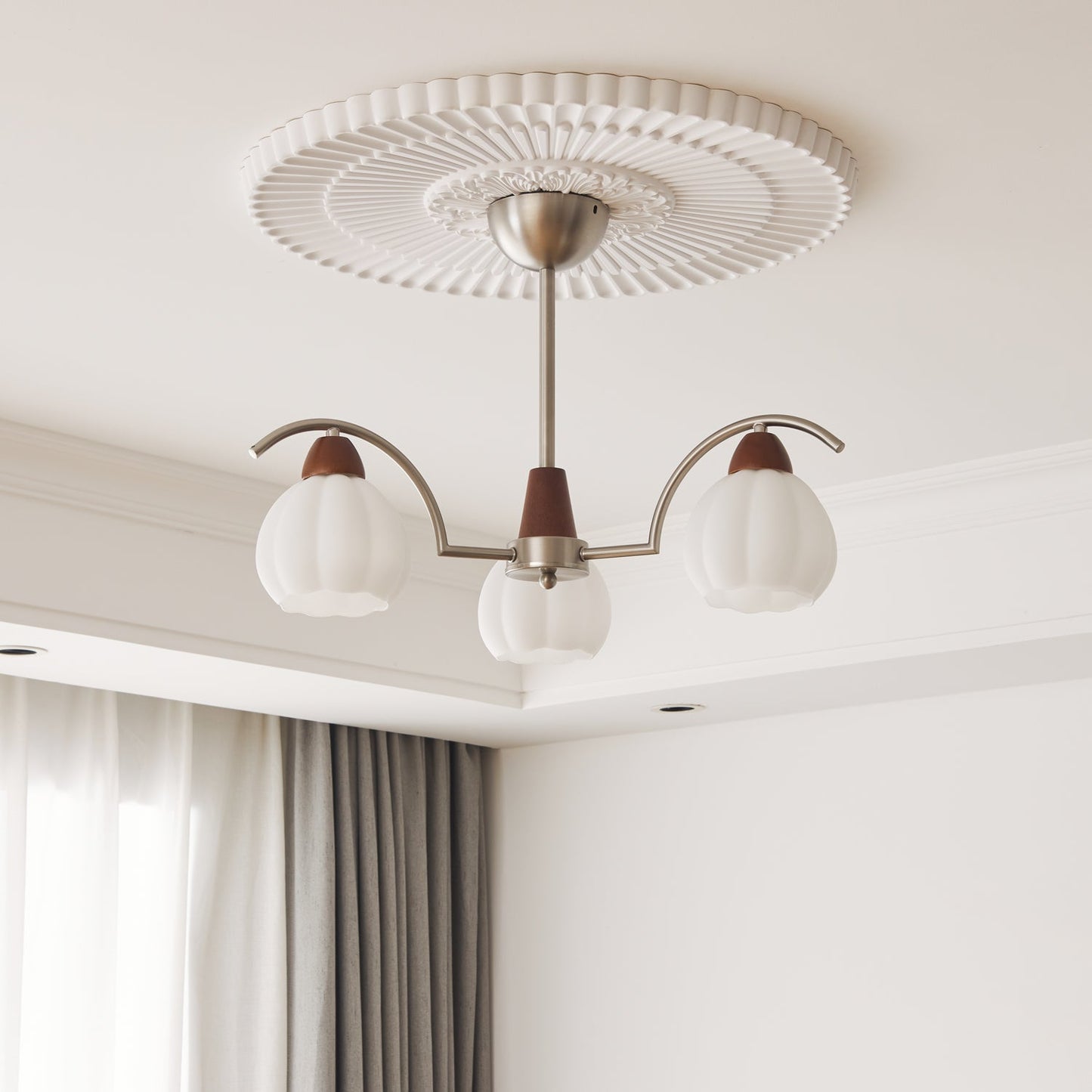 Soluna Bloom Chandelier - YIOSI