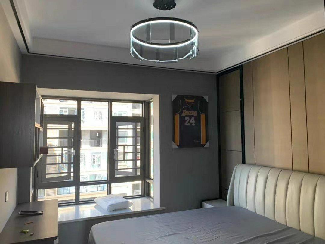 Stratos LED Chandelier - YIOSI