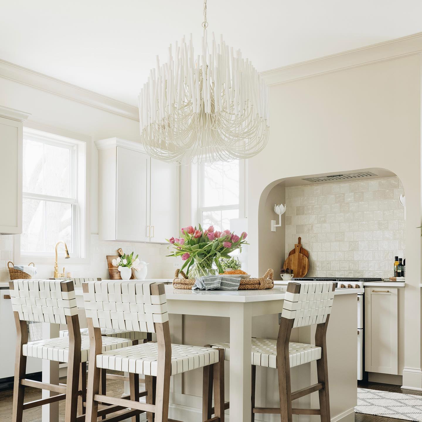 Swinton Chandelier - YIOSI