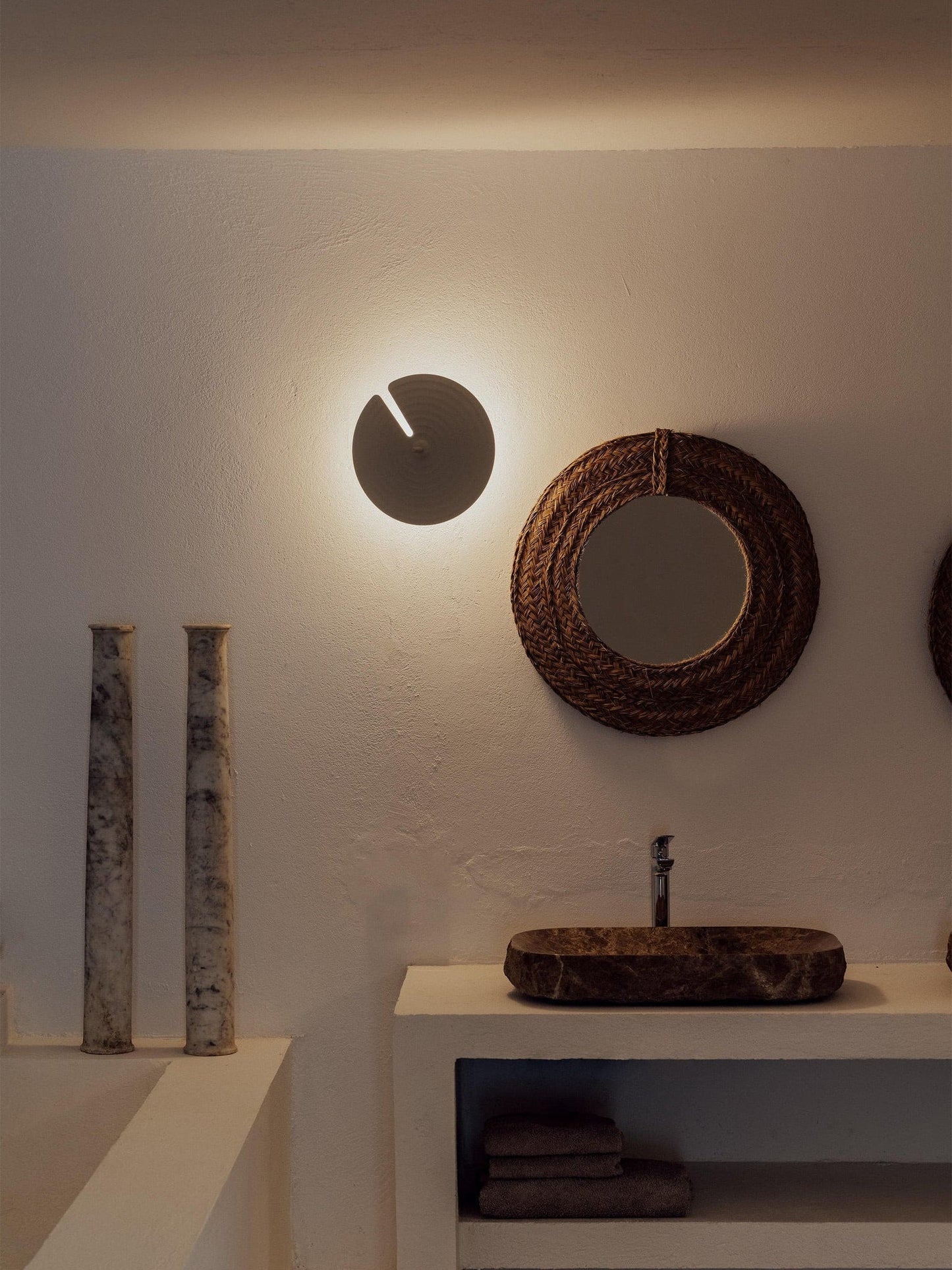 Symphony Wall Lamp - YIOSI