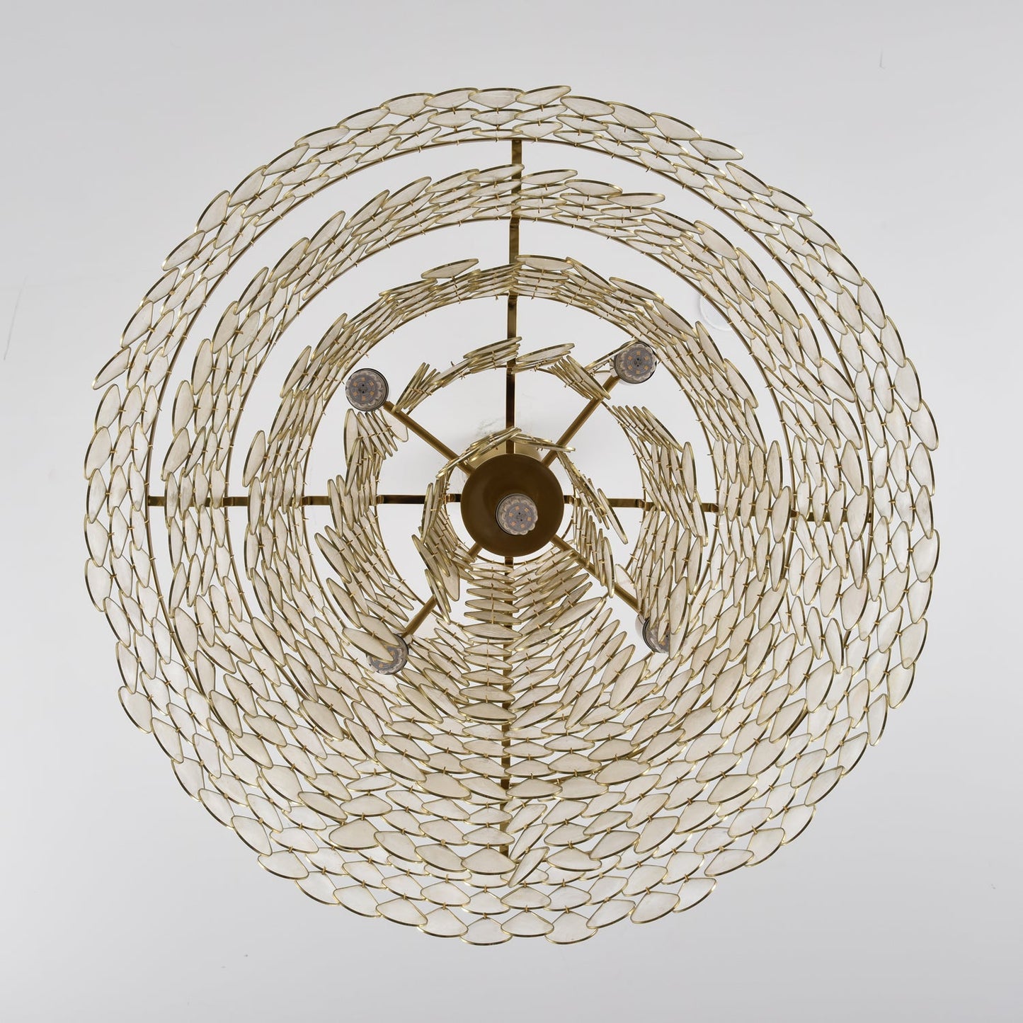 Teardrops Shell Chandelier - YIOSI