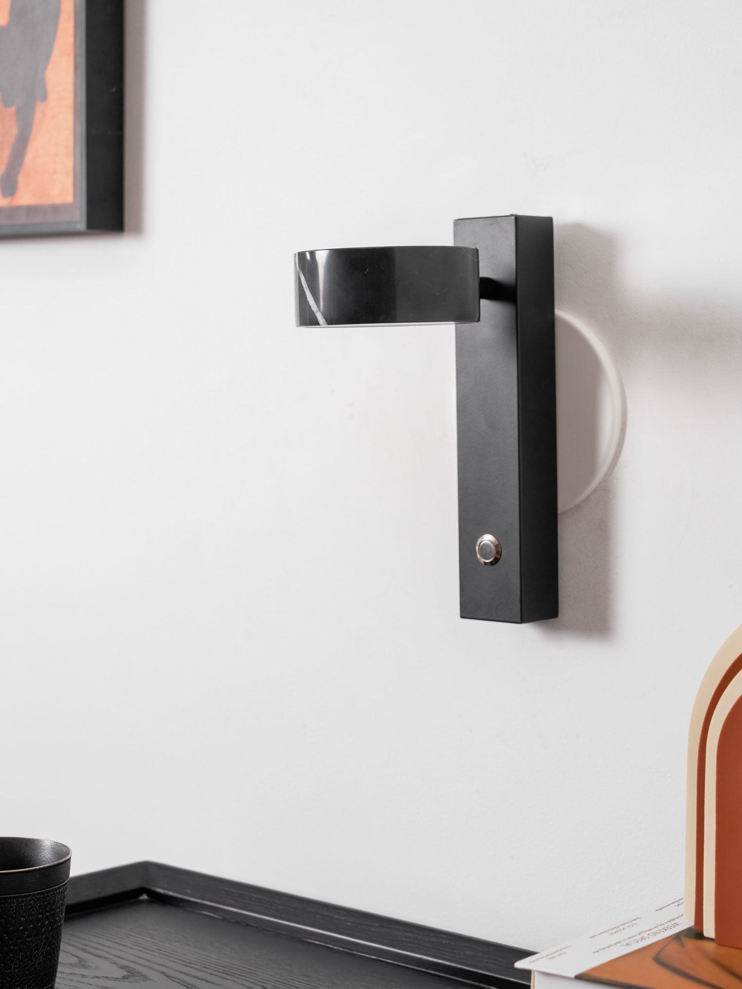 Traviso Solo Wall Sconce - YIOSI
