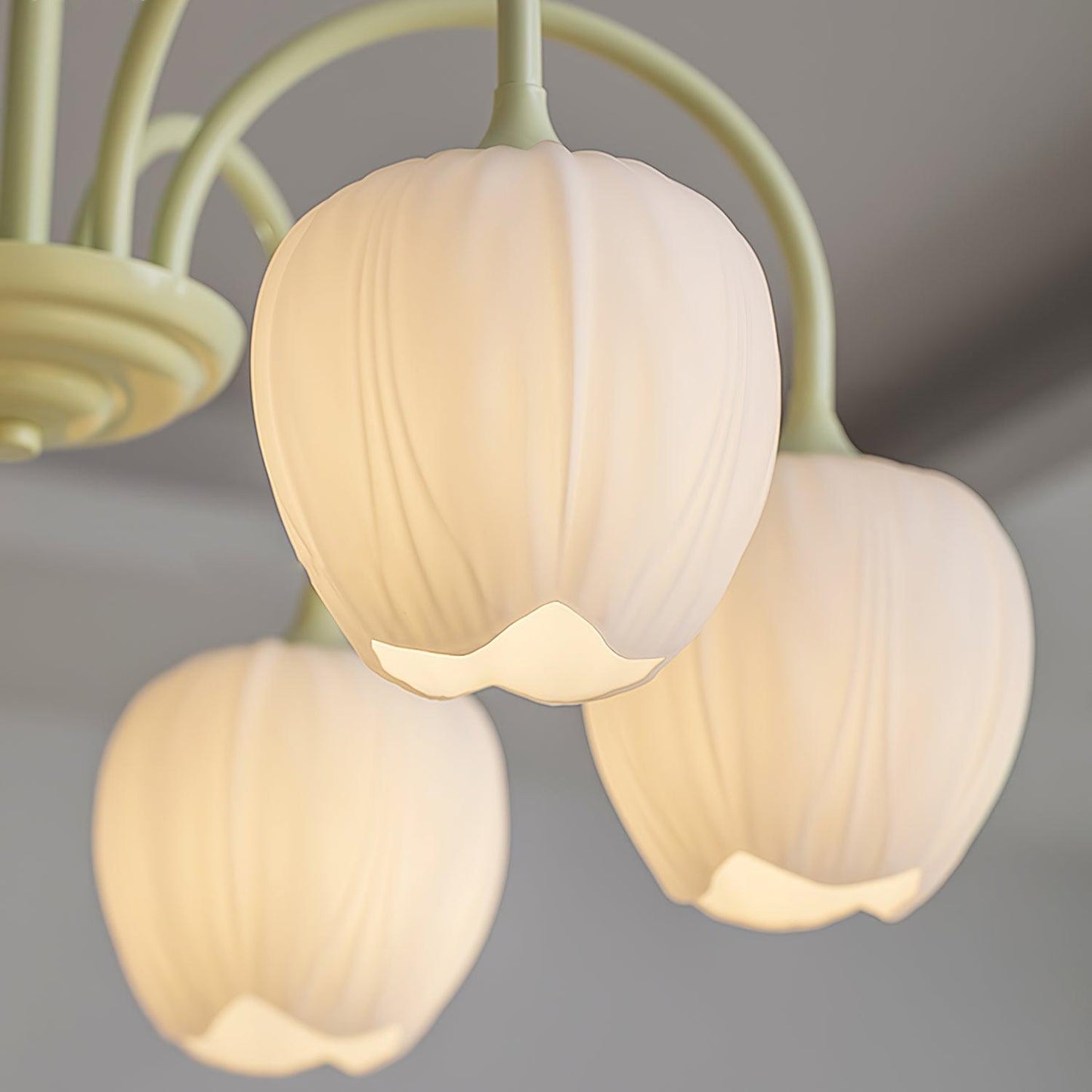 Tulip Matcha Chandelier - YIOSI