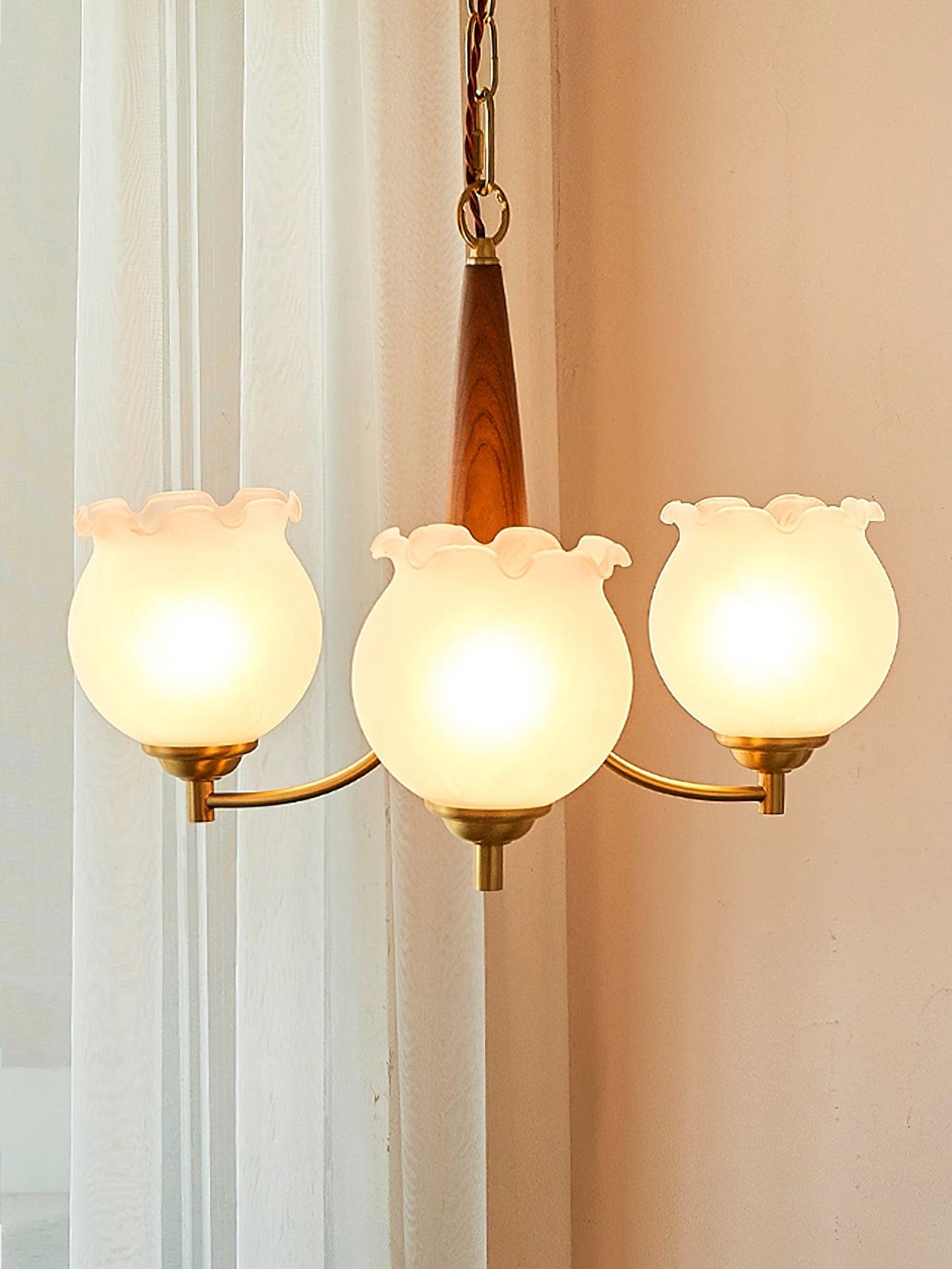 Tulips Glass Wood Chandelier - YIOSI