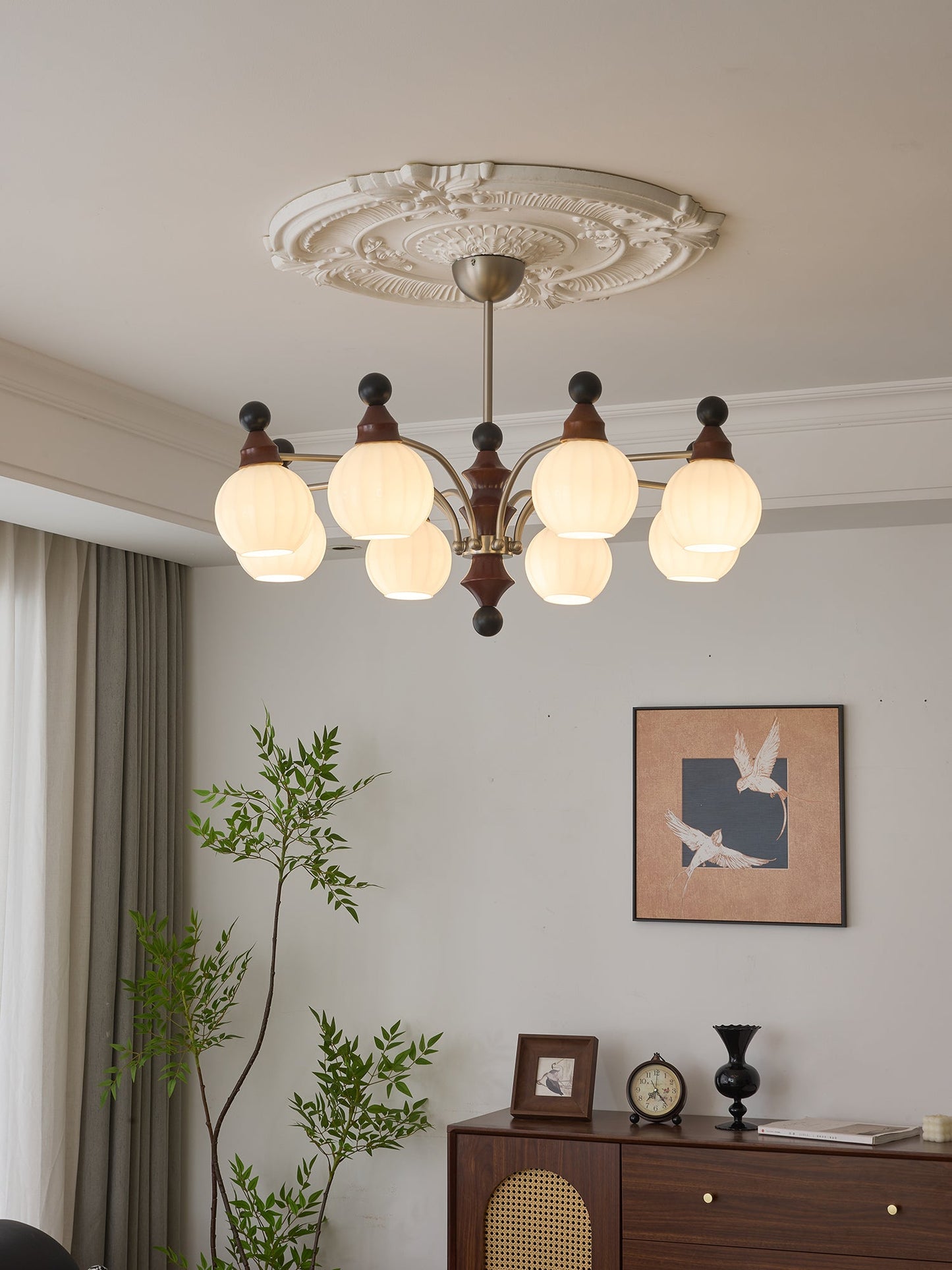 Valerio Chandelier - YIOSI