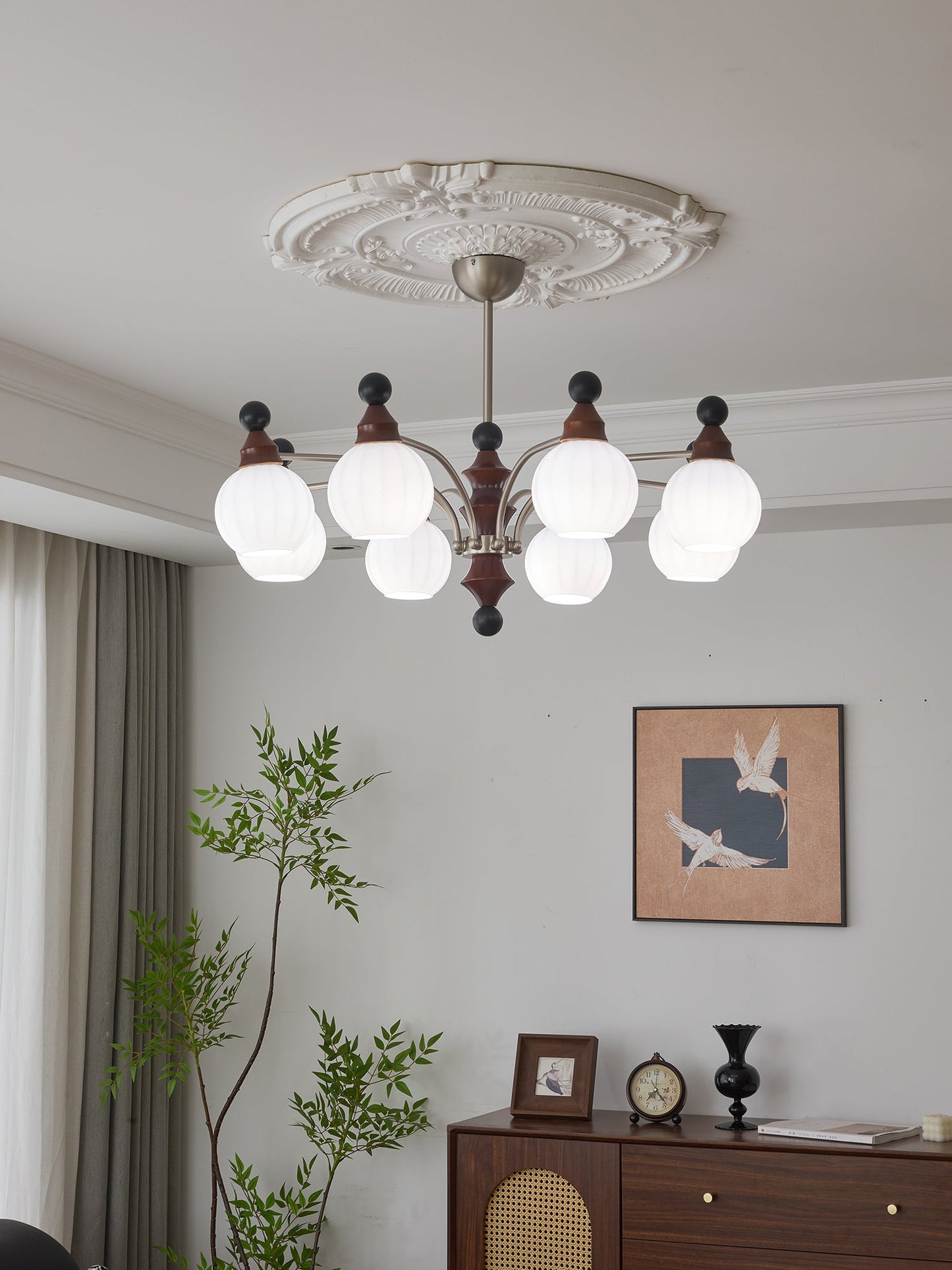 Valerio Chandelier - YIOSI