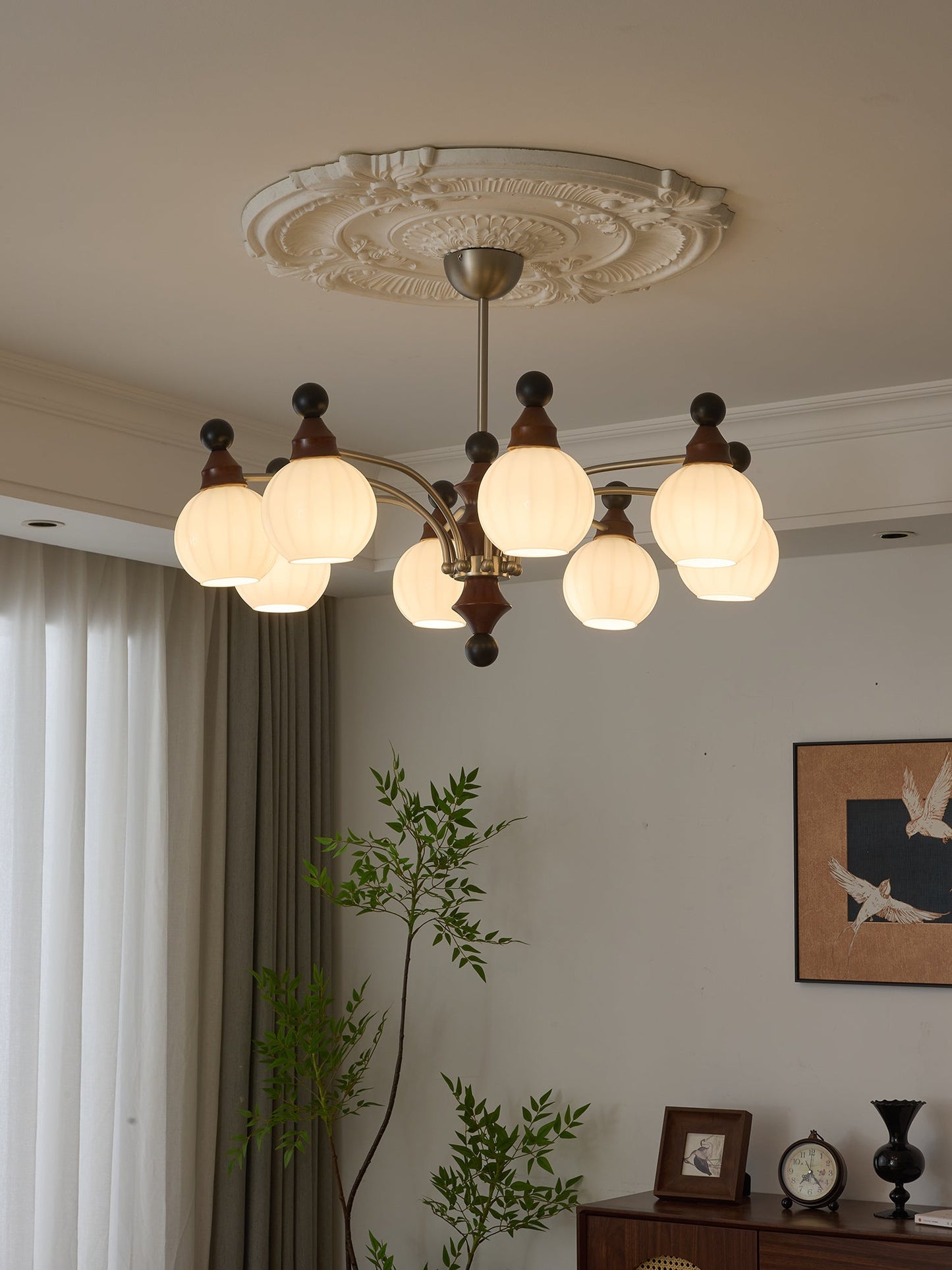 Valerio Chandelier - YIOSI