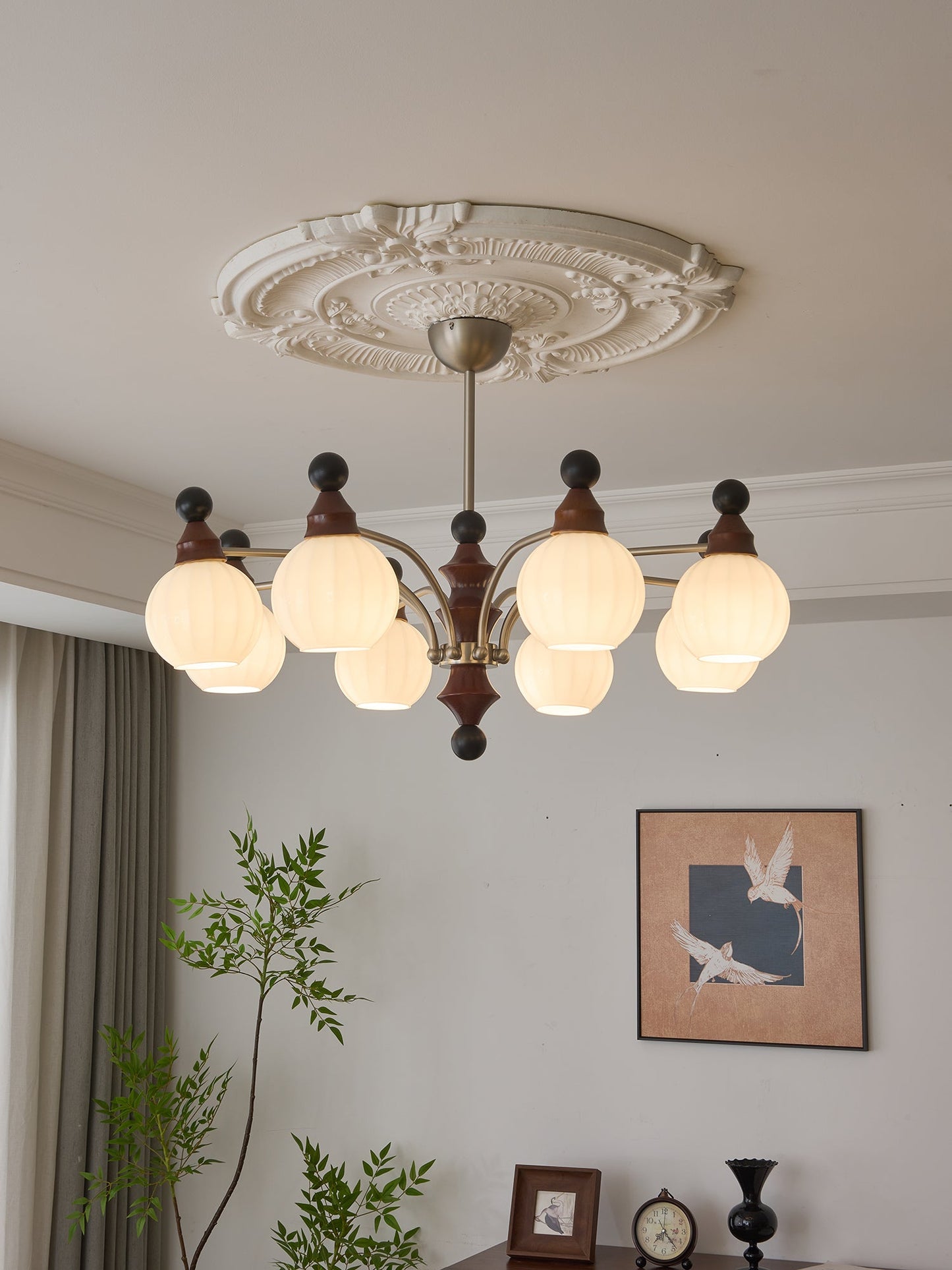 Valerio Chandelier - YIOSI