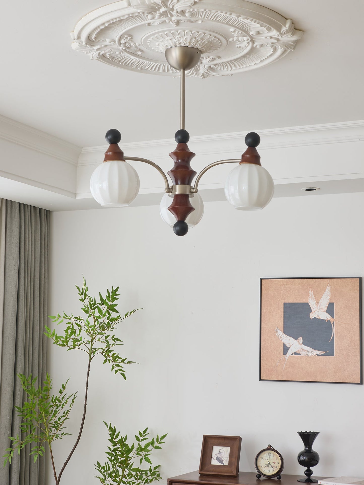 Valerio Chandelier - YIOSI
