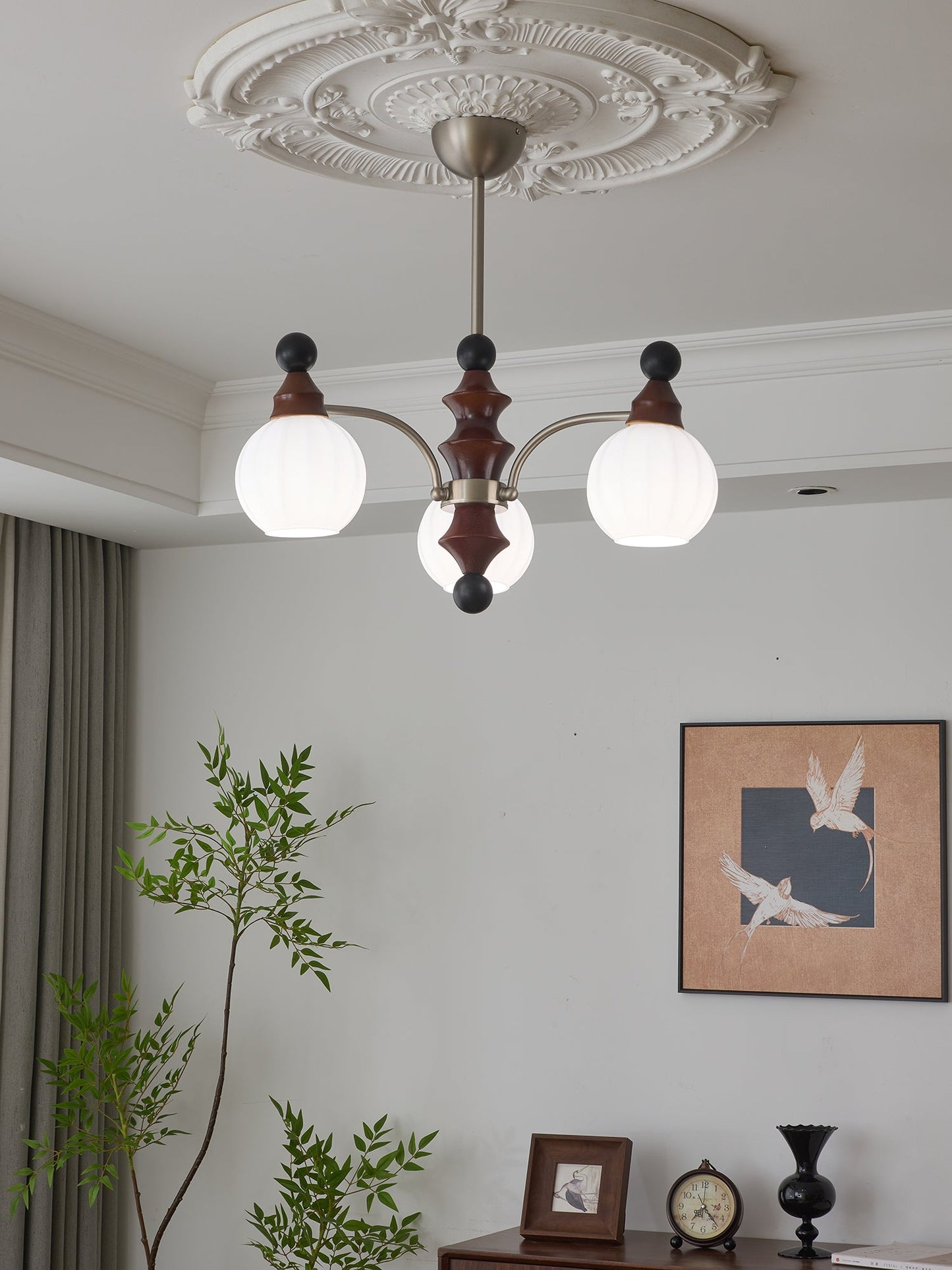 Valerio Chandelier - YIOSI