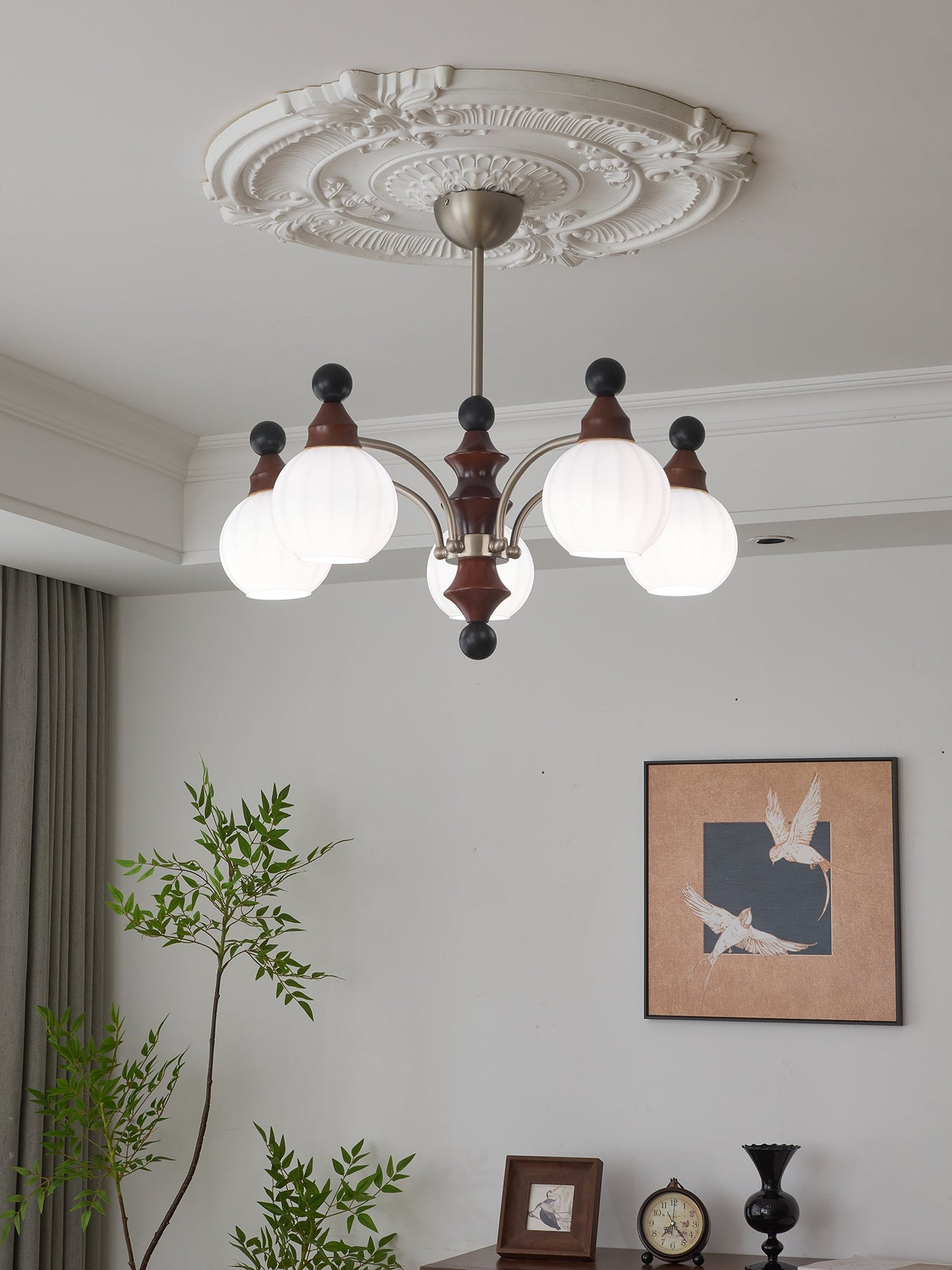 Valerio Chandelier - YIOSI