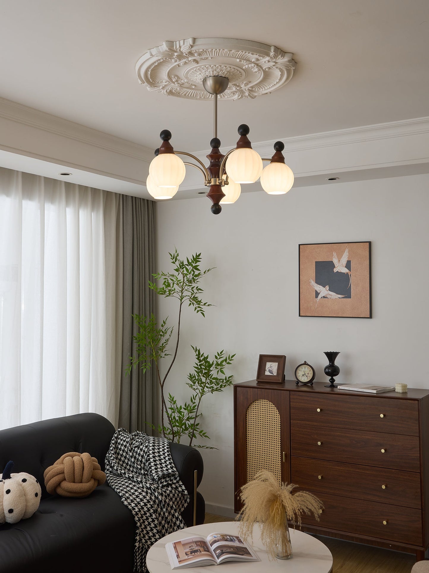 Valerio Chandelier - YIOSI