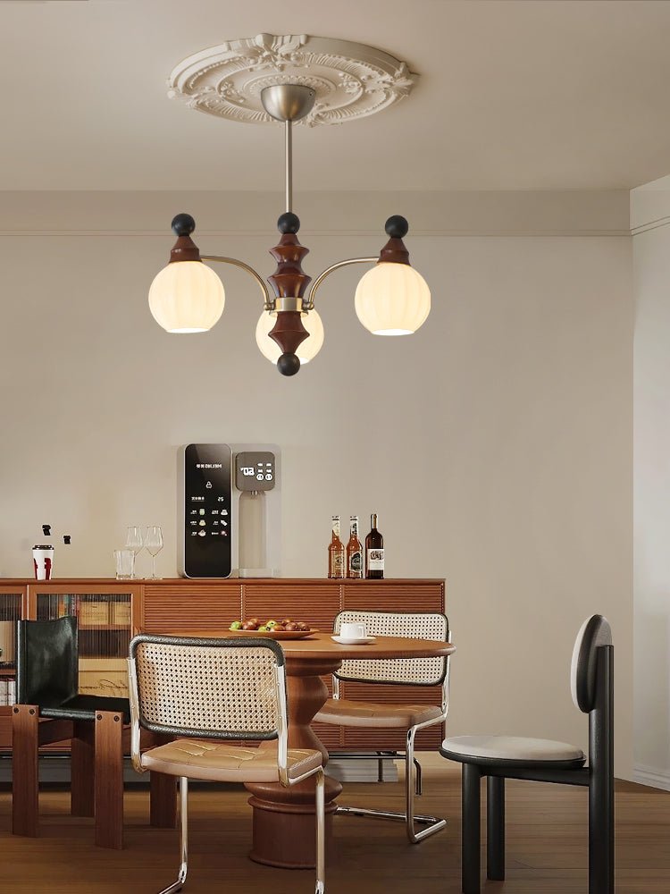 Valerio Chandelier - YIOSI