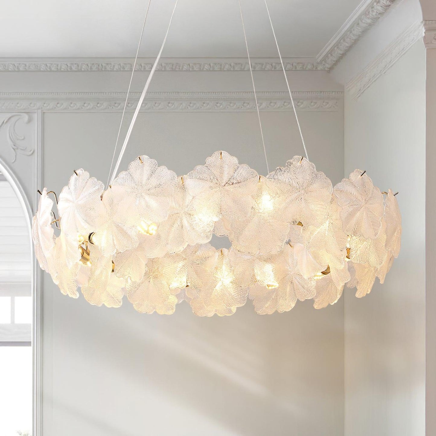 Valery Chandelier - YIOSI