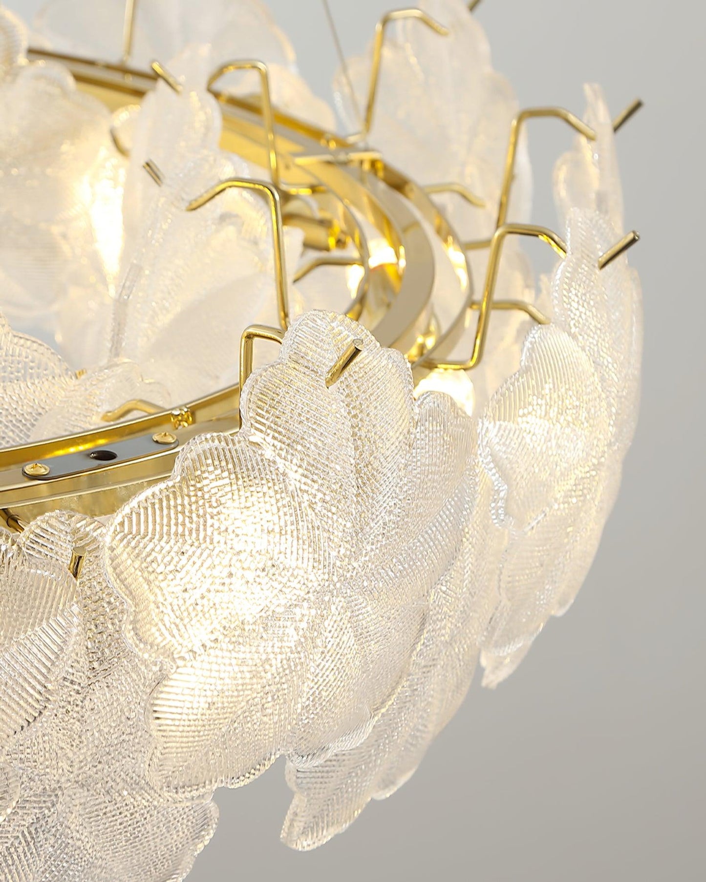 Valery Chandelier - YIOSI