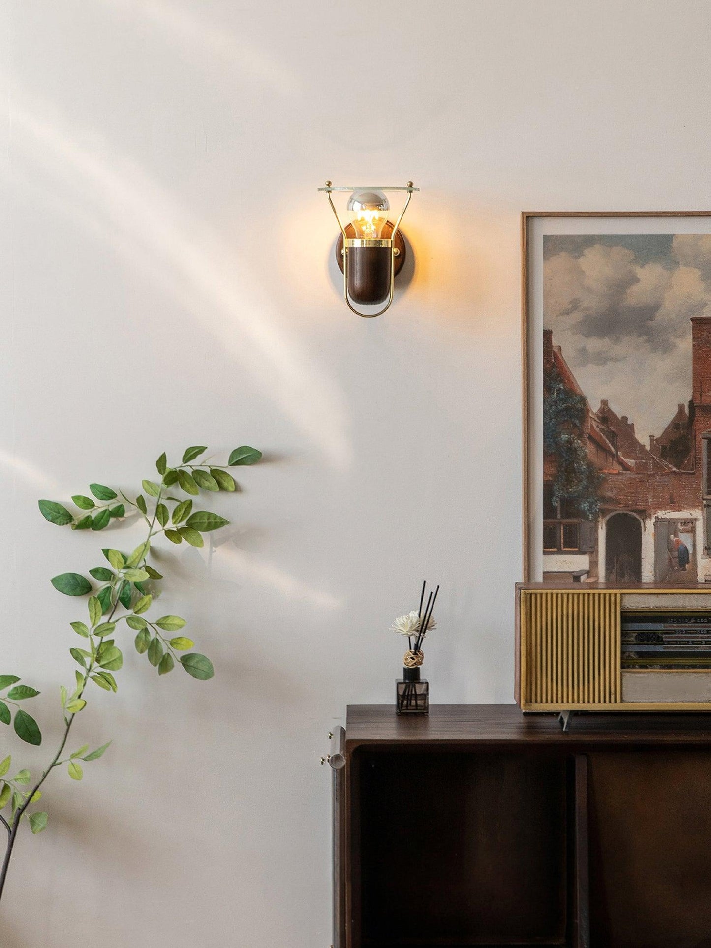 Vaughan Wall Light - YIOSI