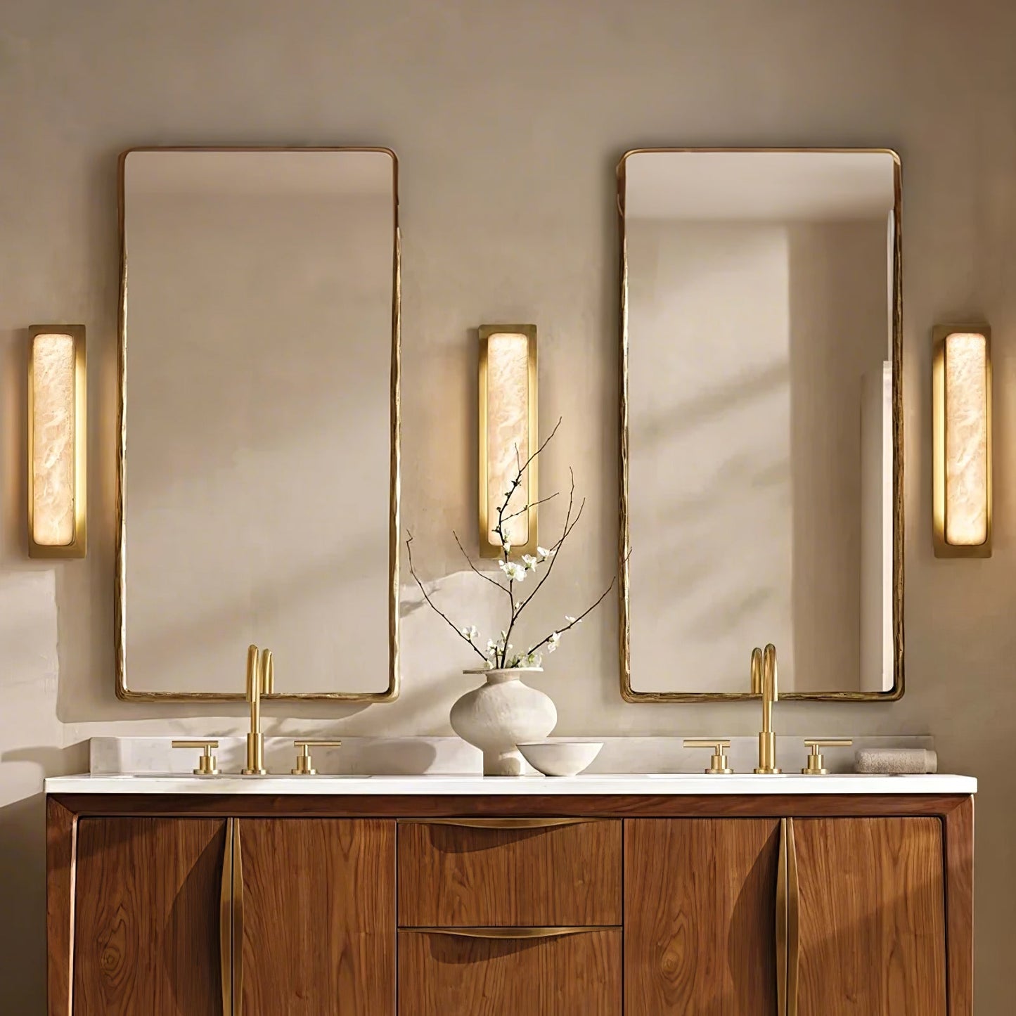 Velmora Wall Light - YIOSI