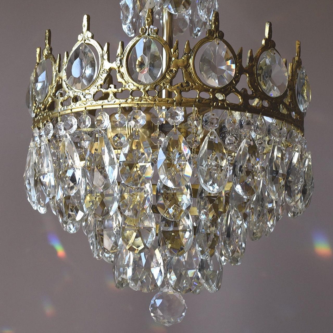 Vintage Crystal Chandelier - YIOSI